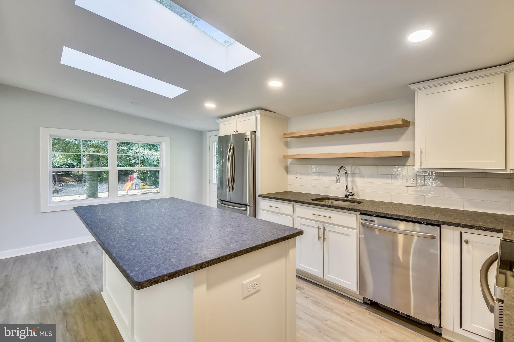 CAPE ST CLAIRE - Residential