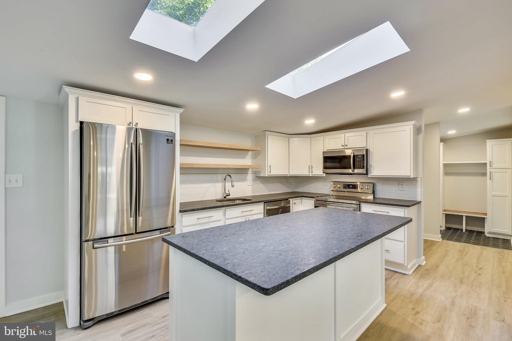 CAPE ST CLAIRE - Residential