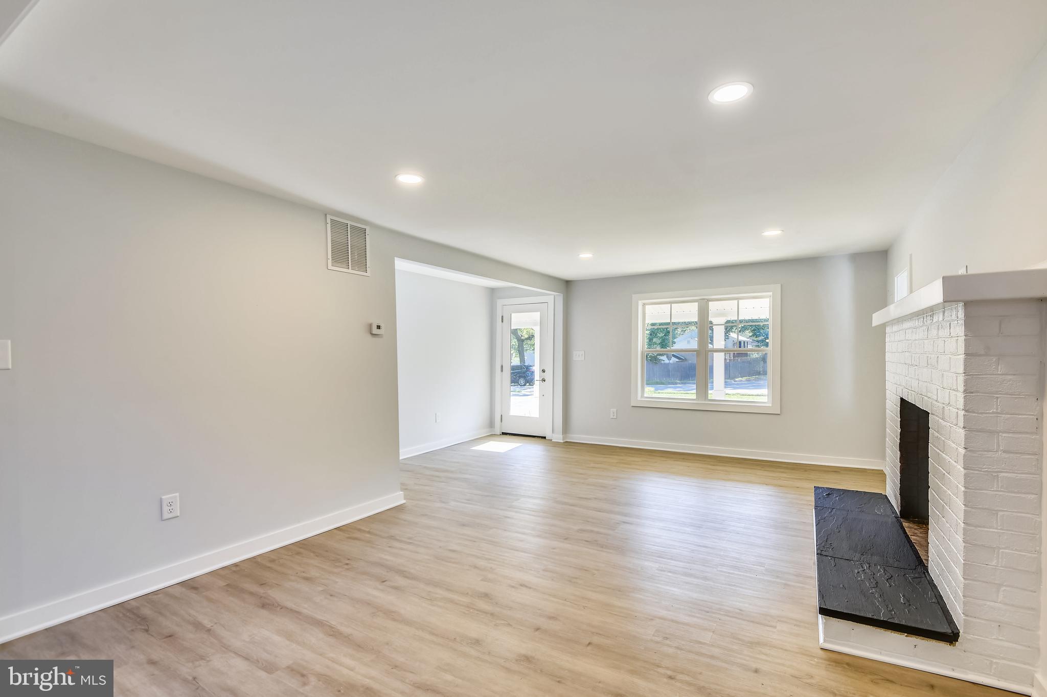 CAPE ST CLAIRE - Residential