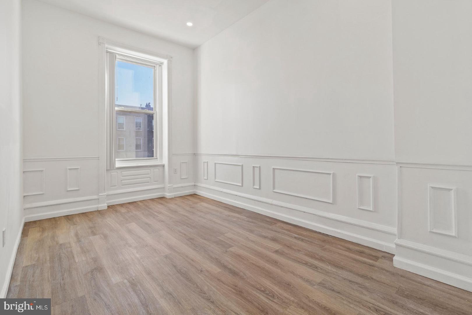 NEWBOLD - Commercial Sale