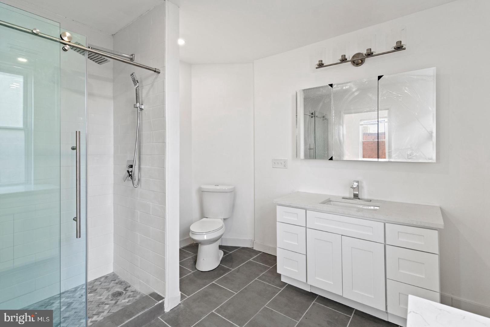 NEWBOLD - Commercial Sale