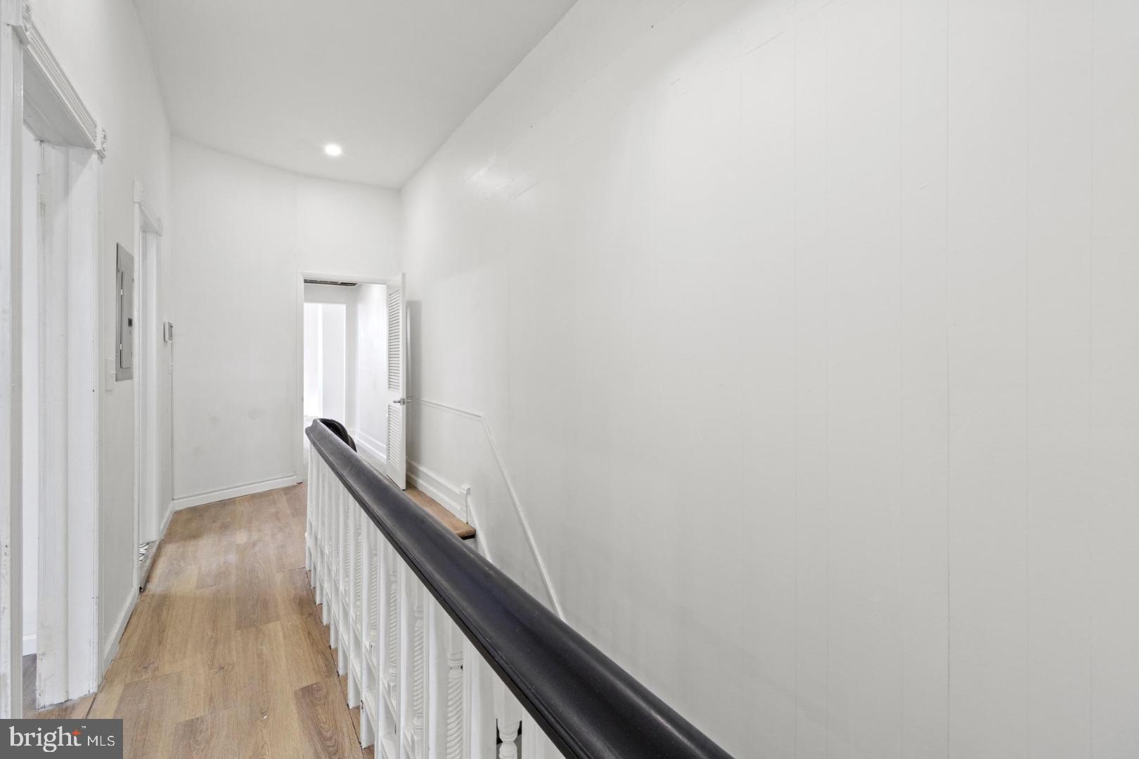 NEWBOLD - Commercial Sale