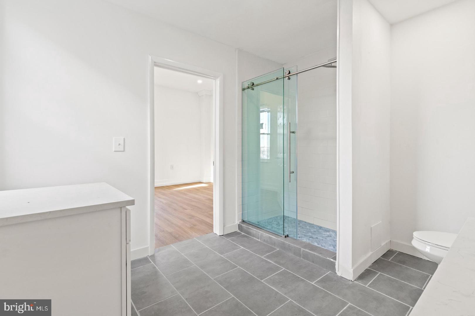 NEWBOLD - Commercial Sale