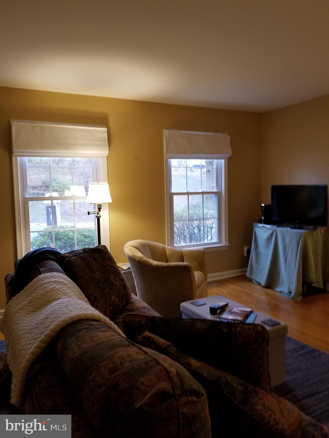 STONEHURST - Residential Lease