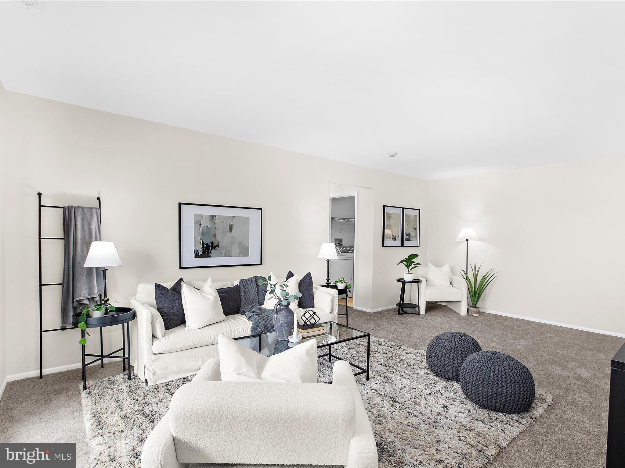 1100 LISADALE CIRCLE 3A