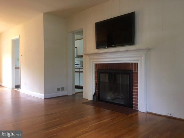 BRADLEY HILLS - Residential Lease