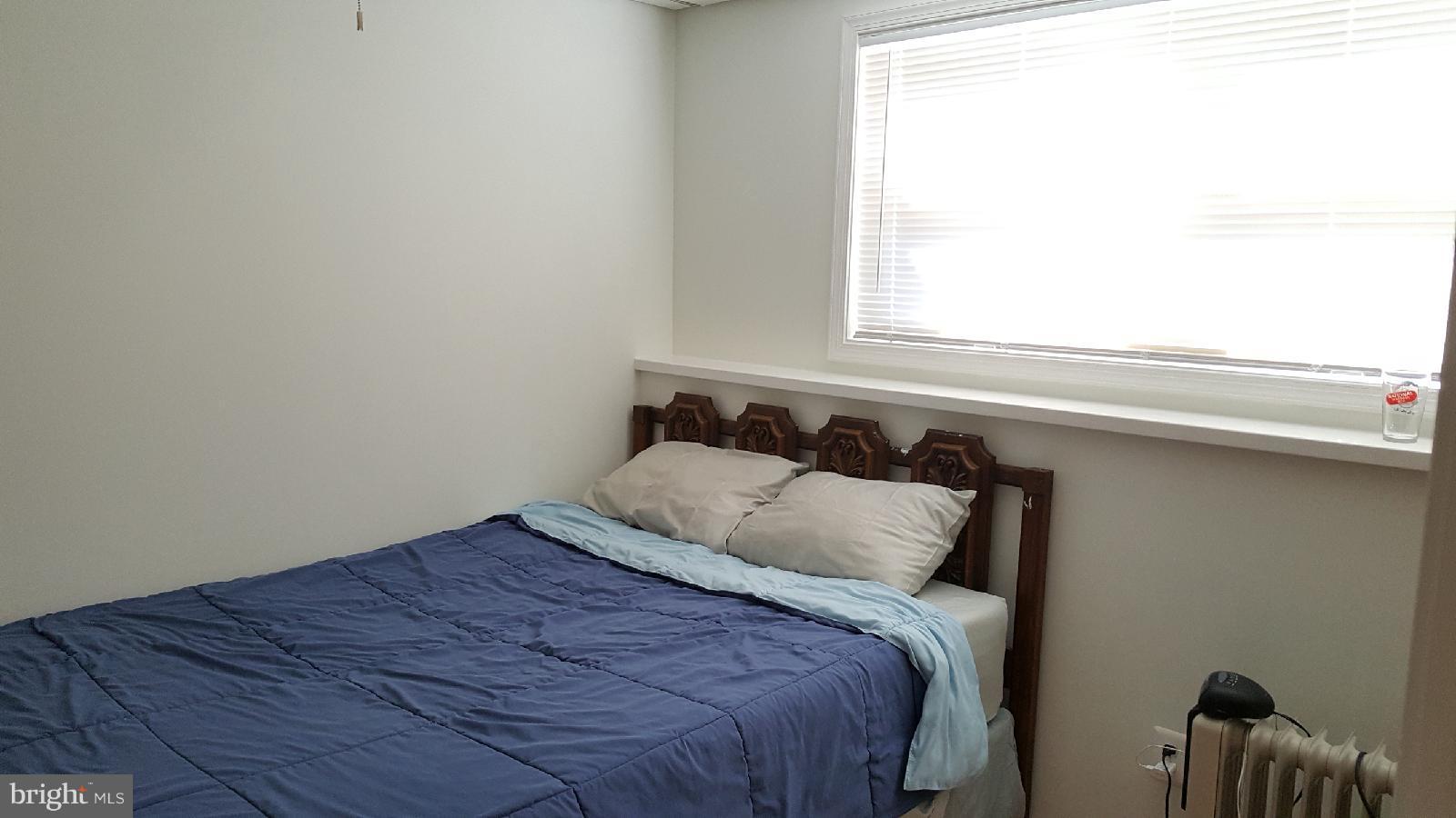 CROSSROADS MANOR - Residential