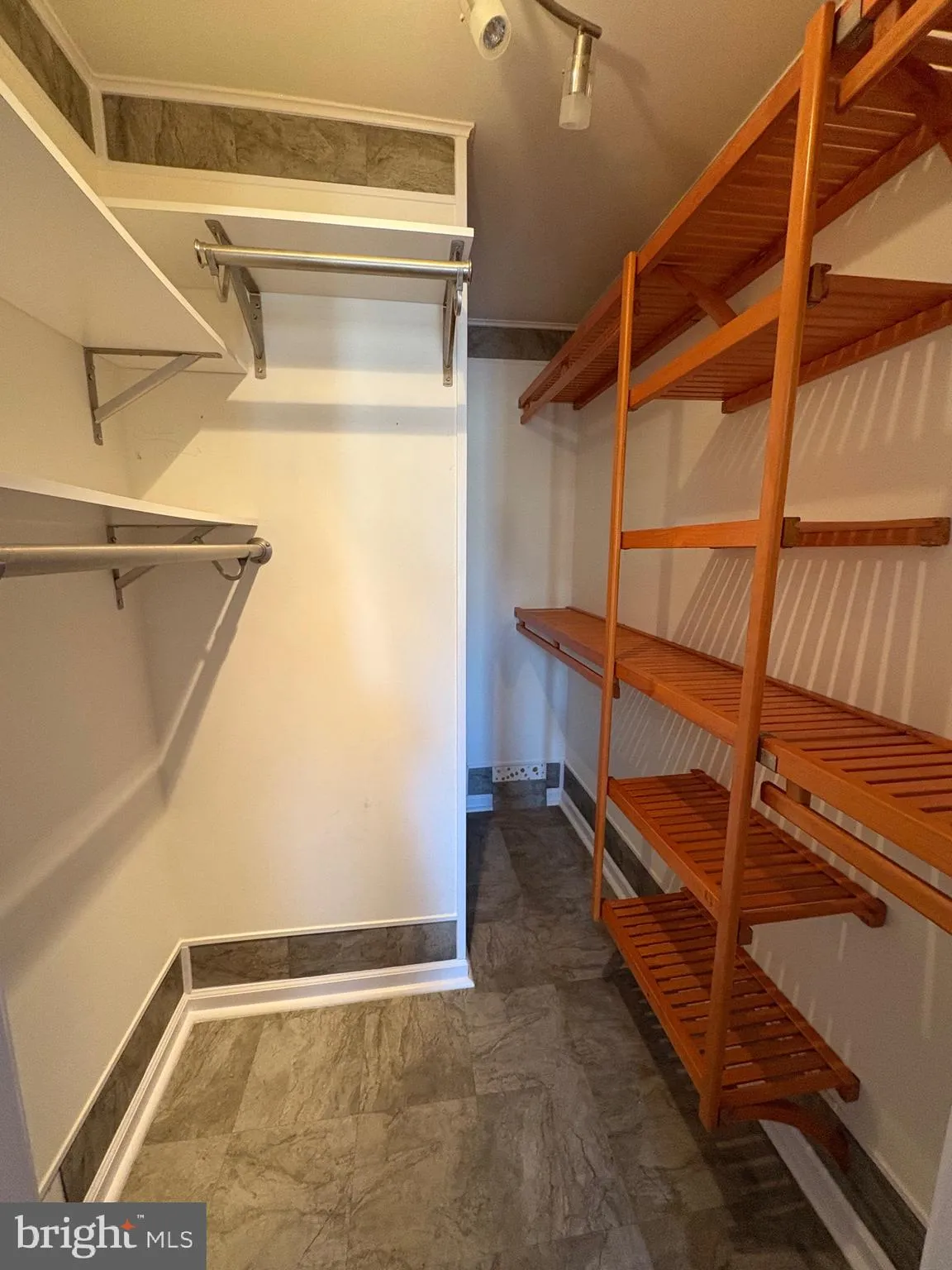 Maple Shade, New Jersey 08052, United States, 2 Bedrooms Bedrooms, ,2 BathroomsBathrooms,Residential,Active,93646