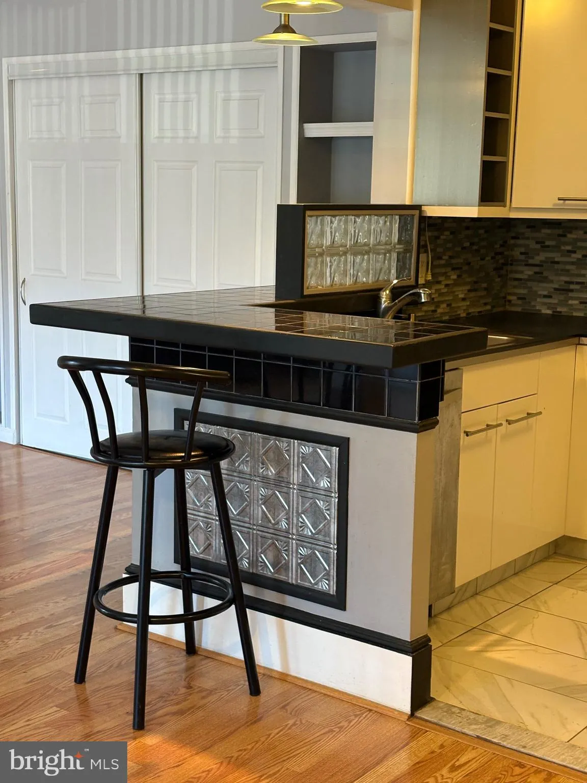 Maple Shade, New Jersey 08052, United States, 2 Bedrooms Bedrooms, ,2 BathroomsBathrooms,Residential,Active,93646