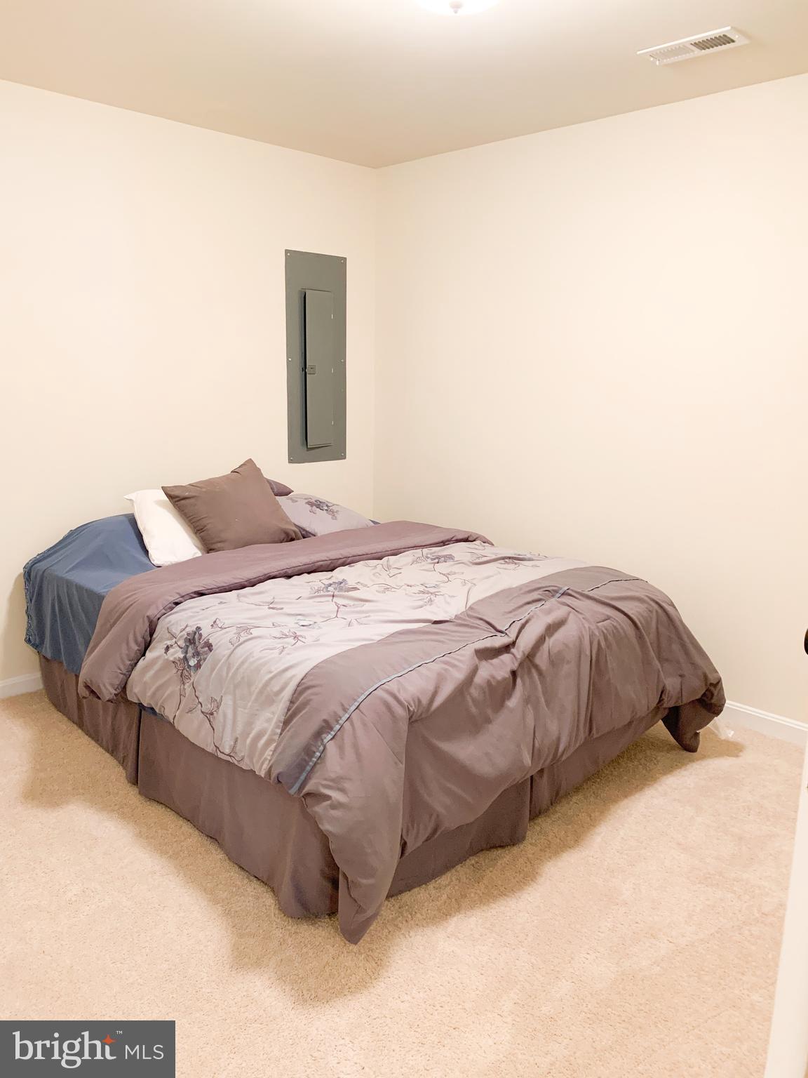 ELIZABETH HILLS PHASE 1 - Residential