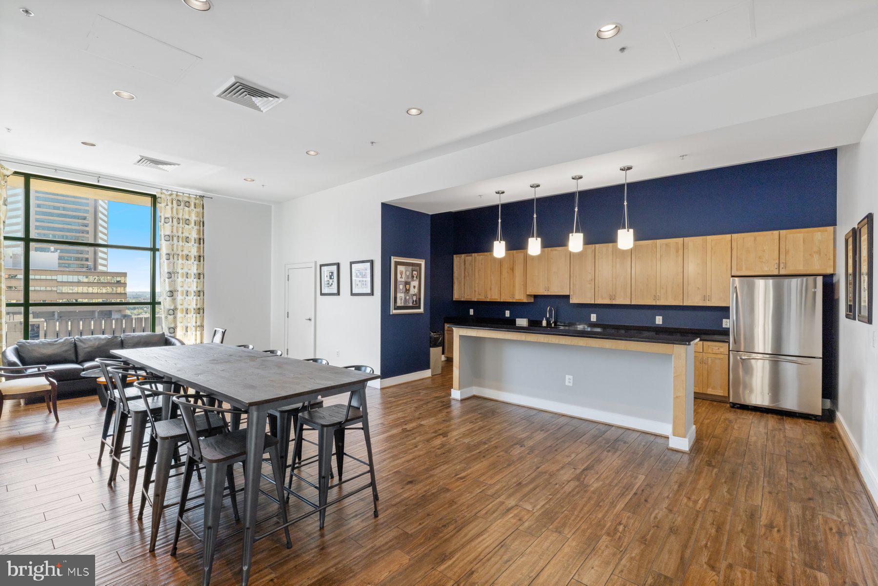 DOWNTOWN - Residential