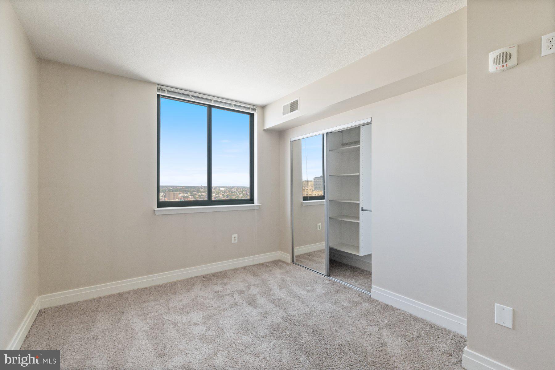 DOWNTOWN - Residential