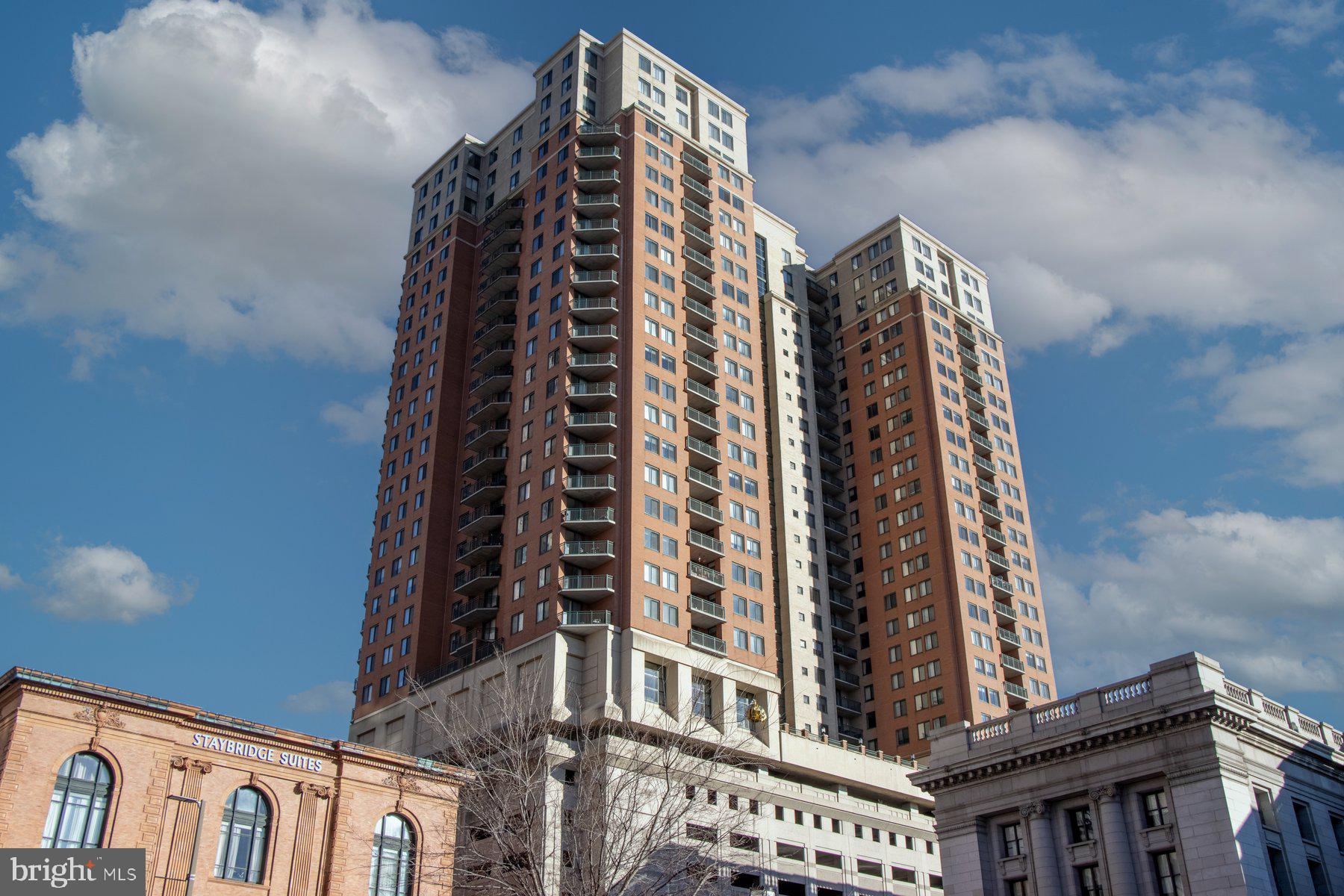 DOWNTOWN - Residential