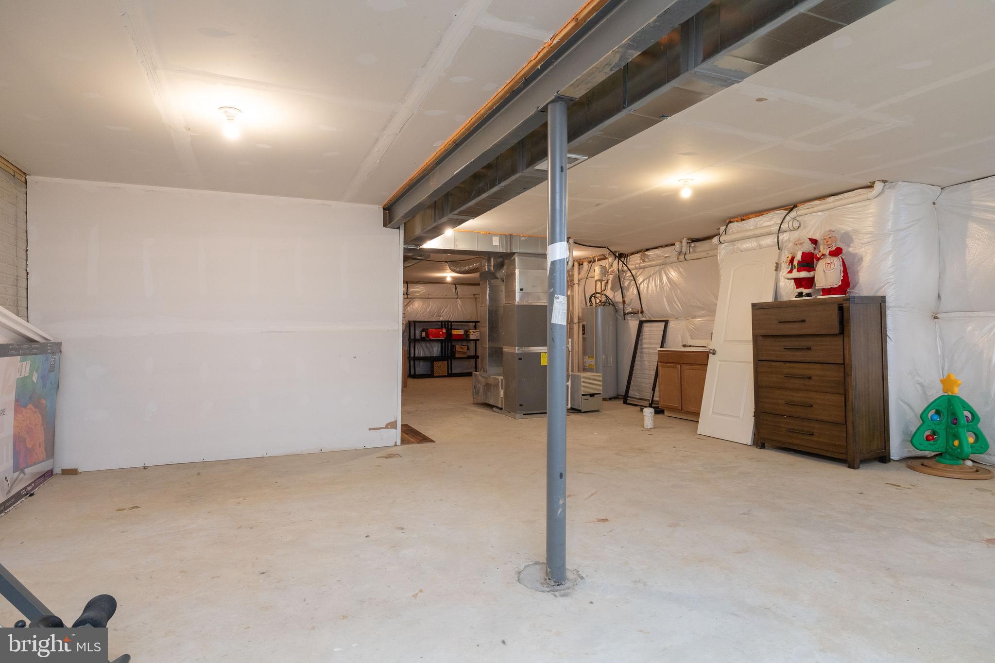 HYETTS CROSSING - Residential