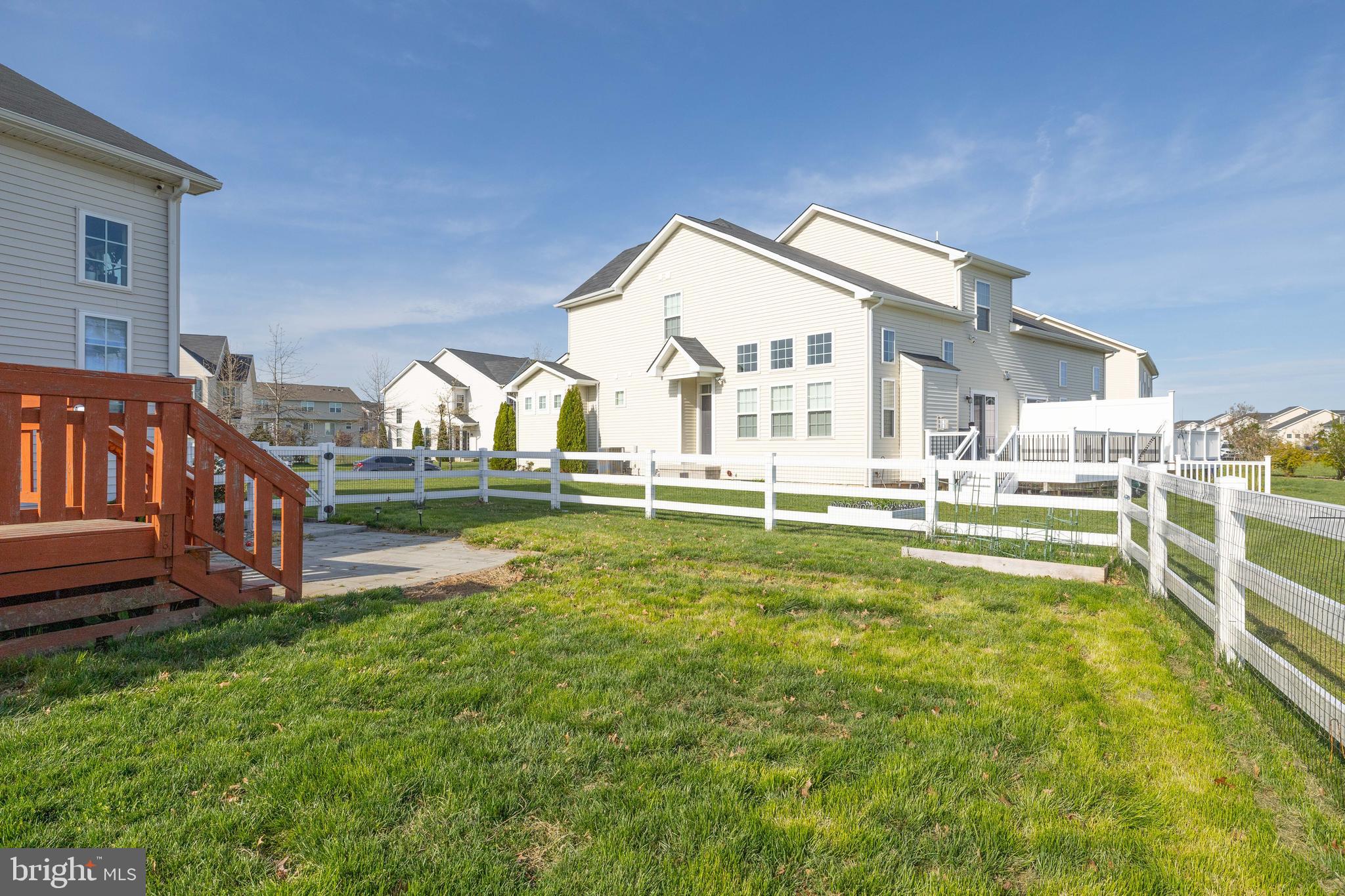 HYETTS CROSSING - Residential