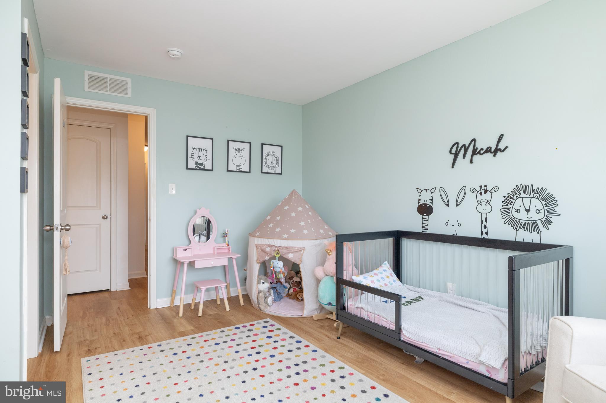 HYETTS CROSSING - Residential