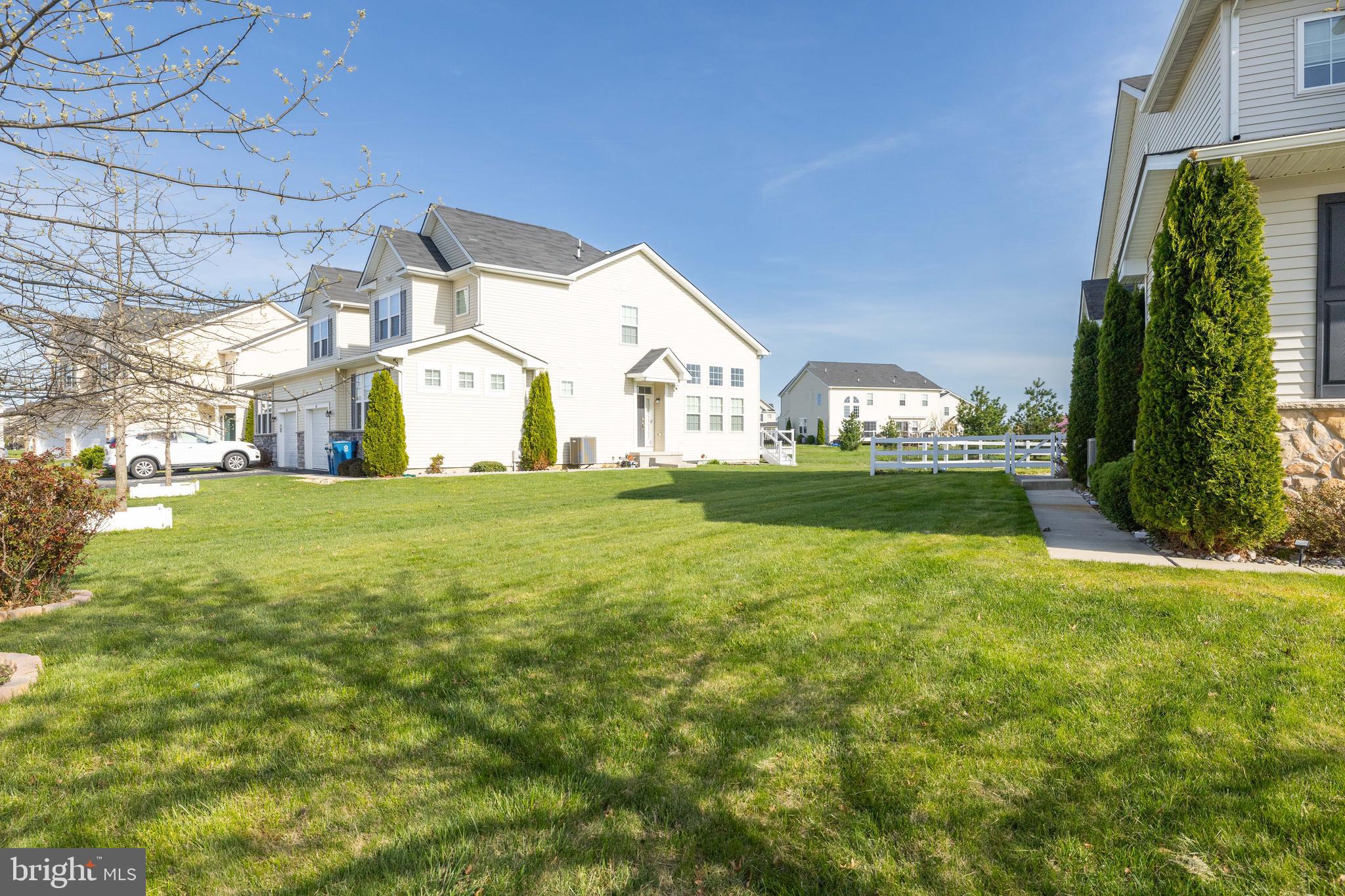 HYETTS CROSSING - Residential