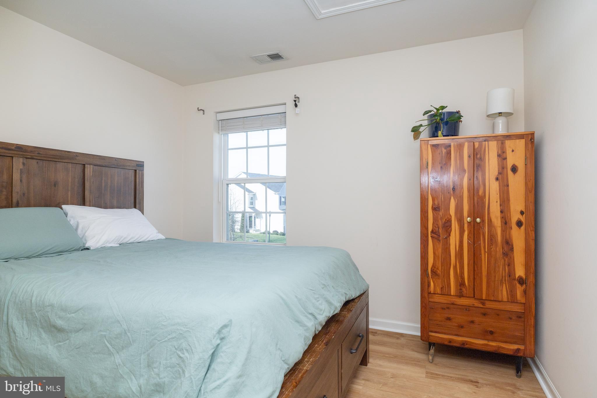 HYETTS CROSSING - Residential