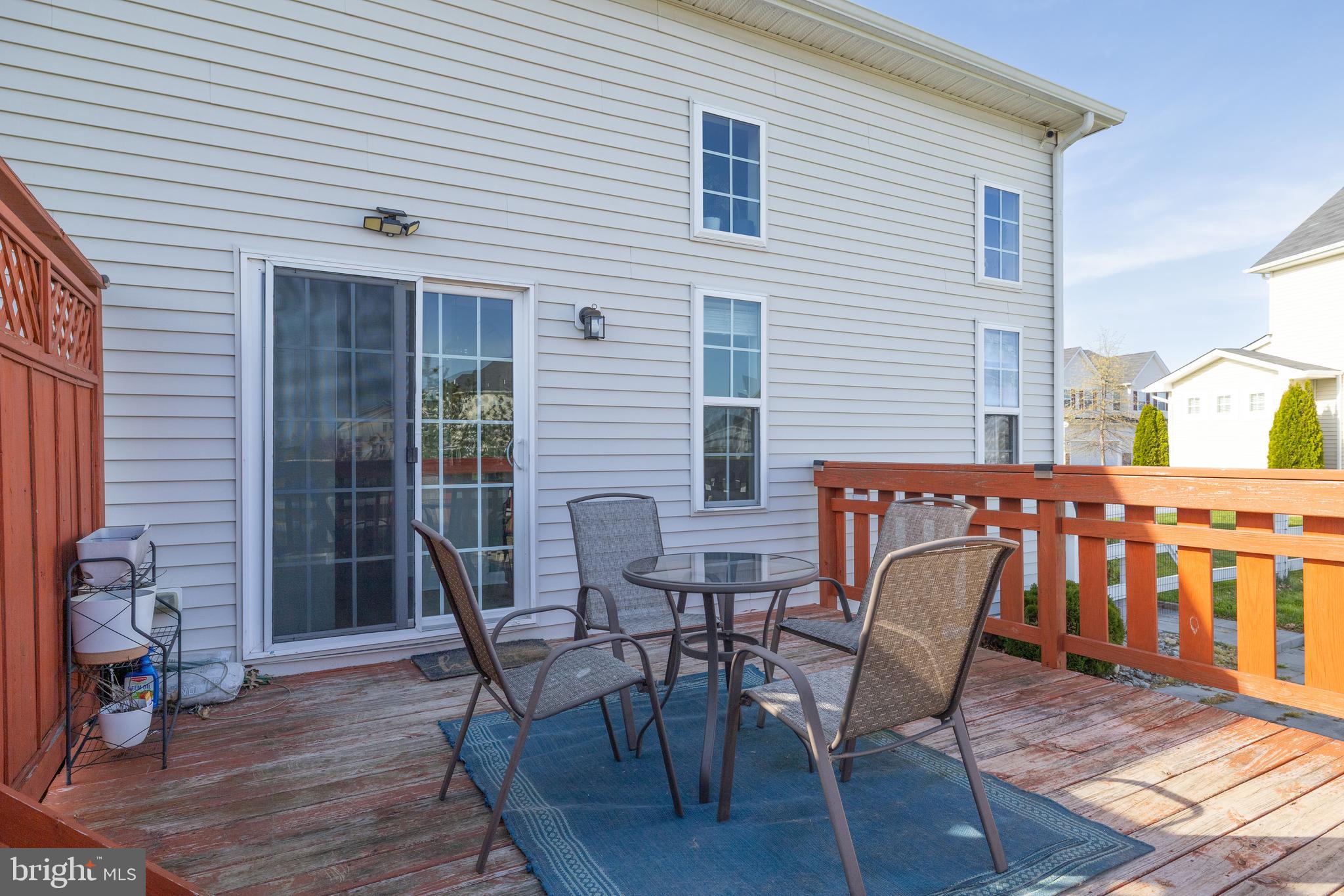 HYETTS CROSSING - Residential