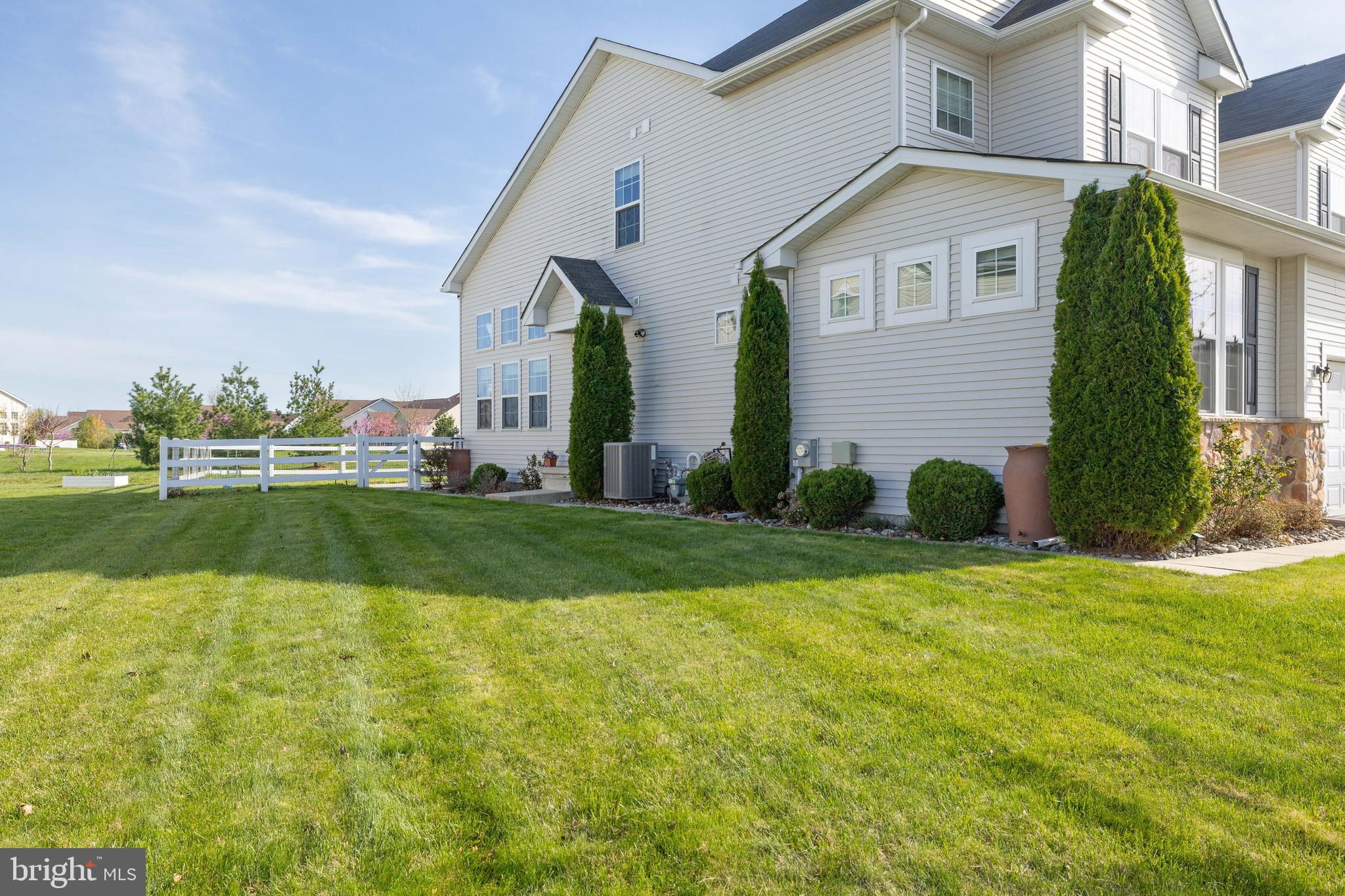 HYETTS CROSSING - Residential