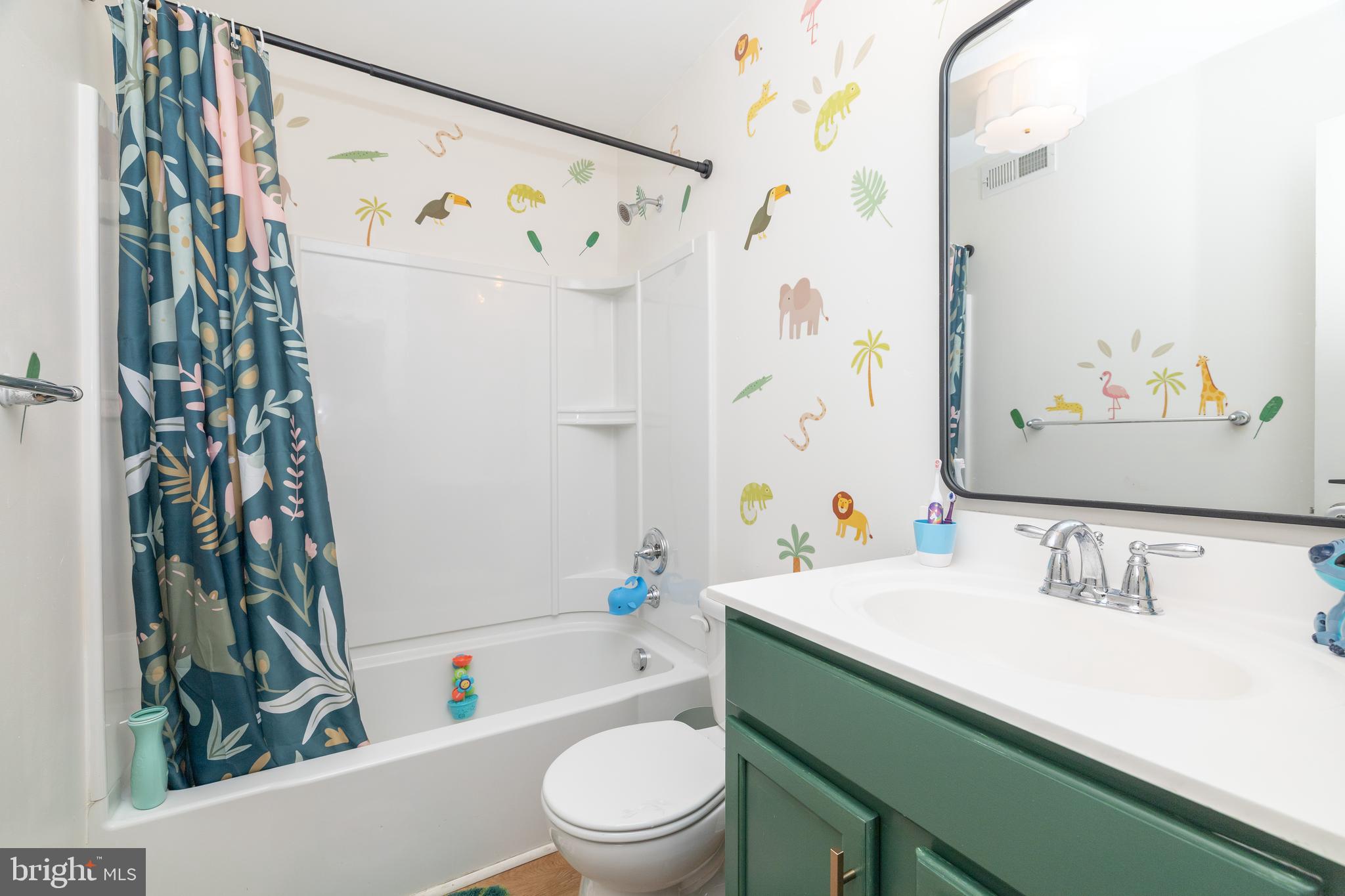 HYETTS CROSSING - Residential