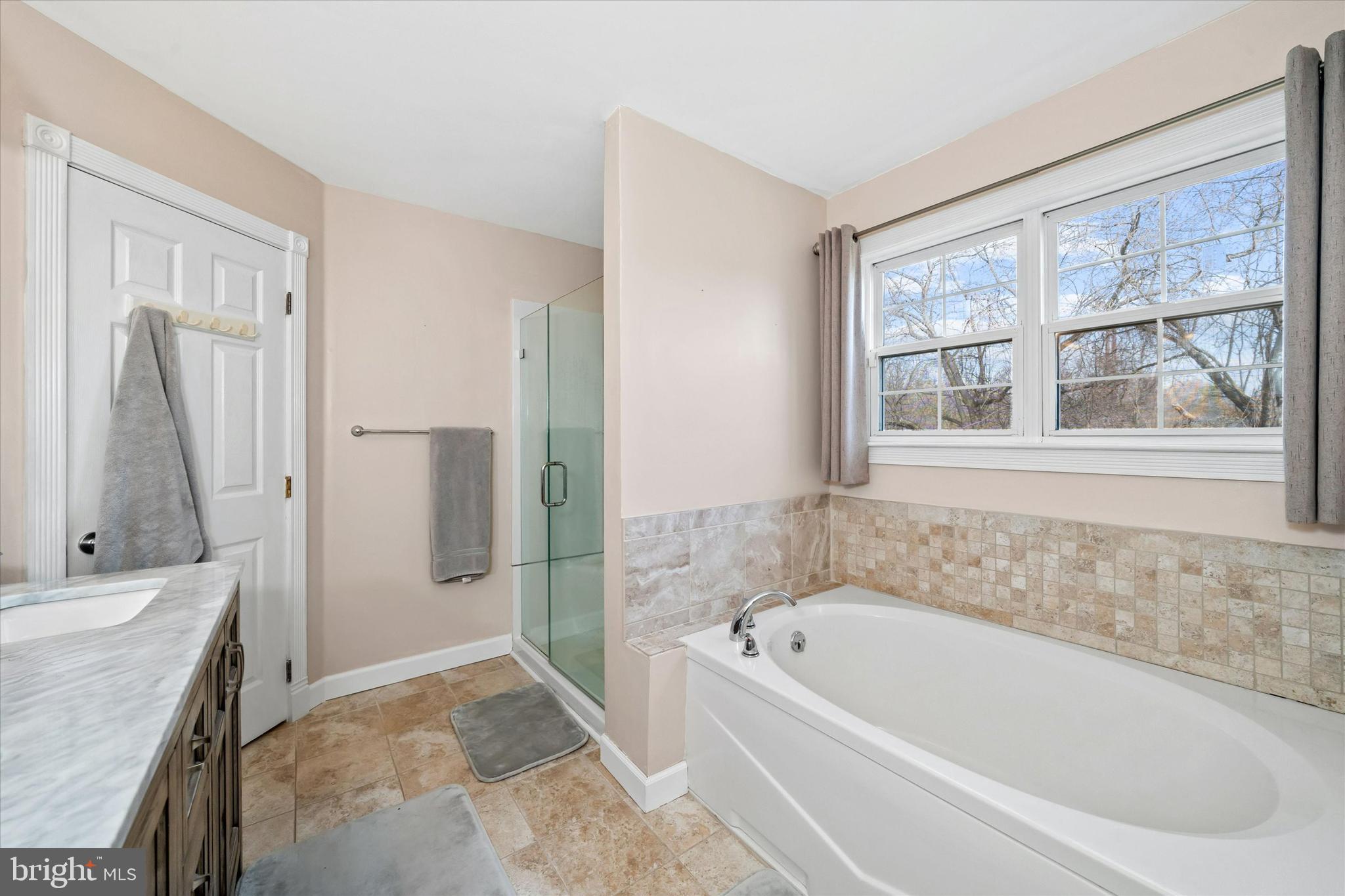 BARRINGTON - Residential