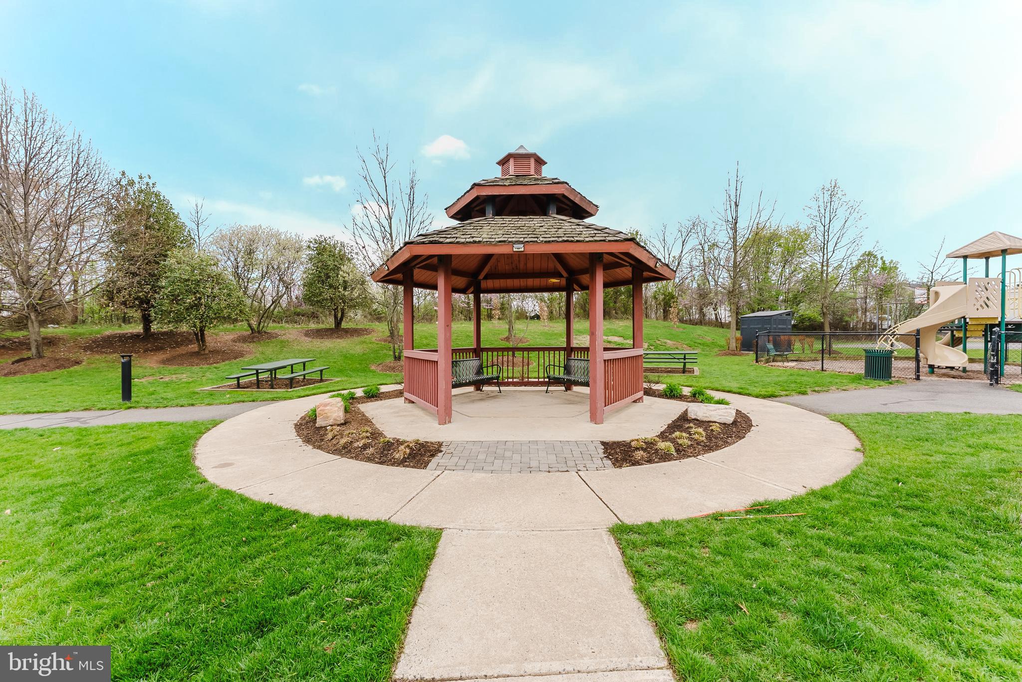 COPPERMINE CROSSING - Residential