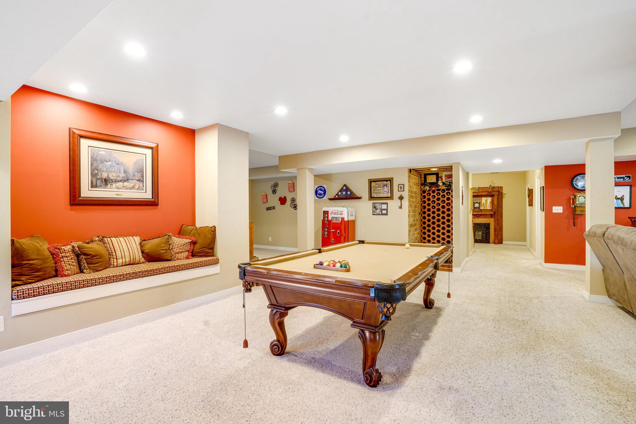 HUNTER ESTATES - Residential