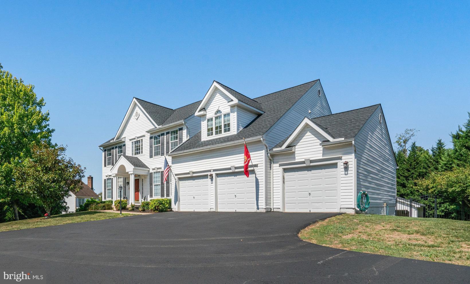 HUNTER ESTATES - Residential