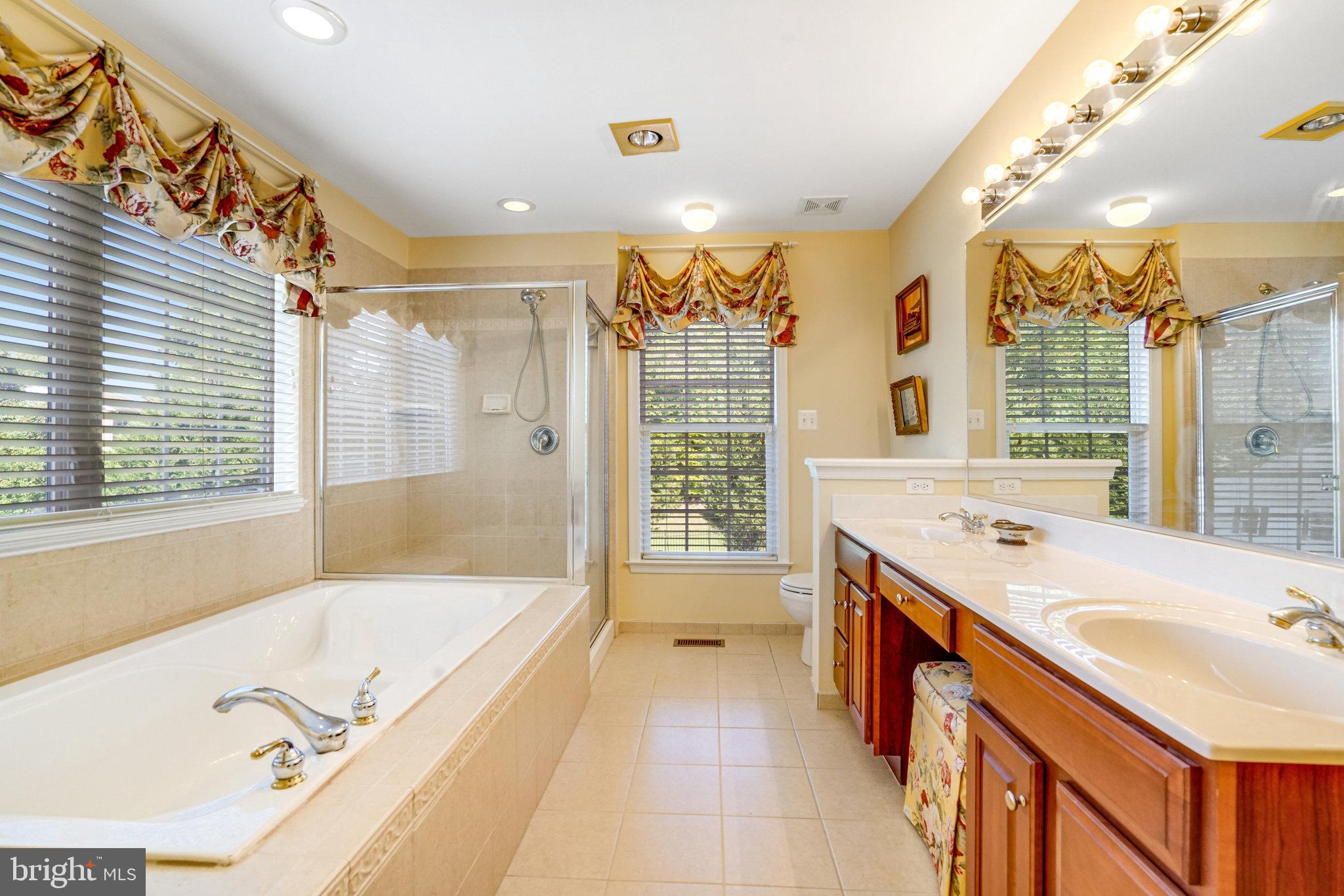 HUNTER ESTATES - Residential