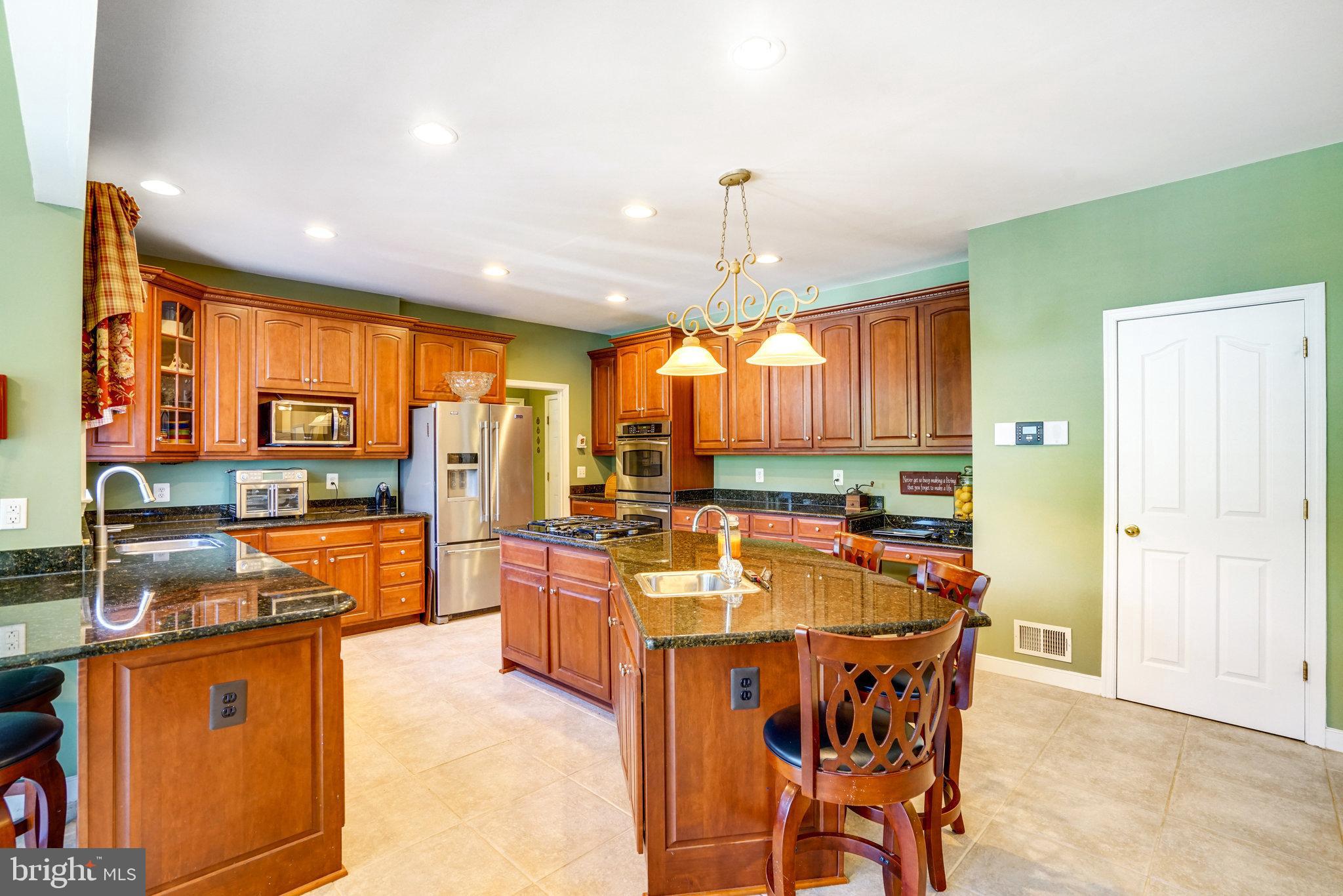 HUNTER ESTATES - Residential