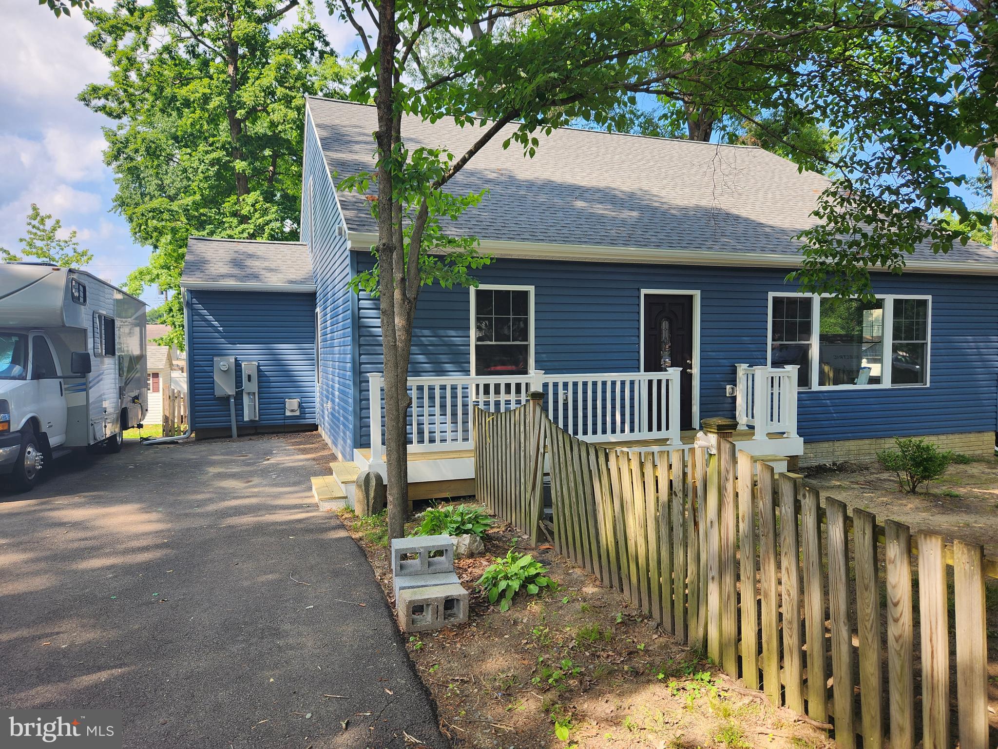 MAYO BEACH - Residential