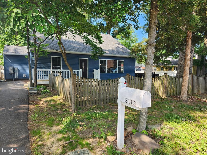 Seller is looking for best and Highest offer, With Quick Settlement,
Finances Need to be in place,
Seller Prefers to use their Title Company if possible. 

Accepting Back Up Offers.