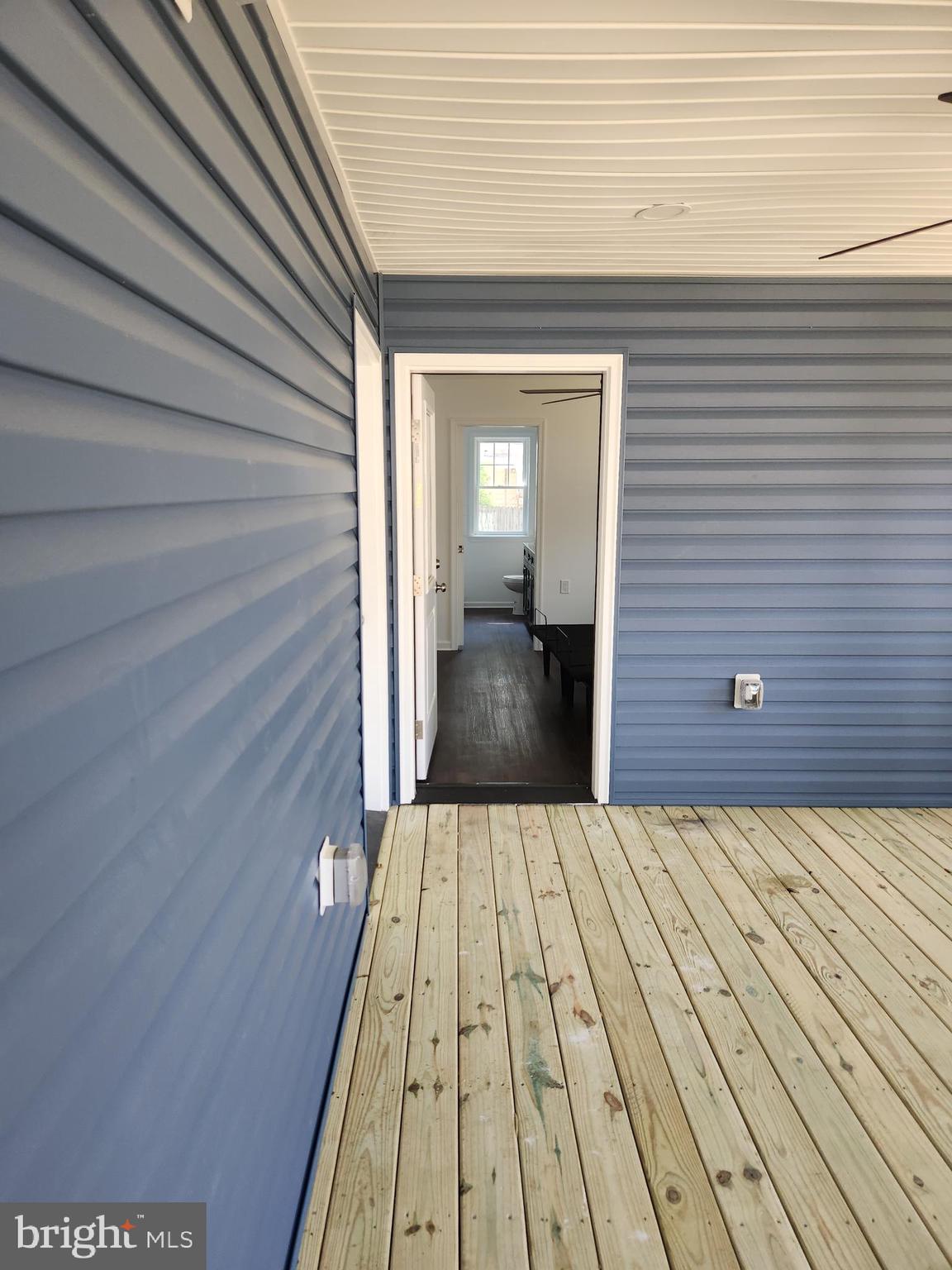 MAYO BEACH - Residential