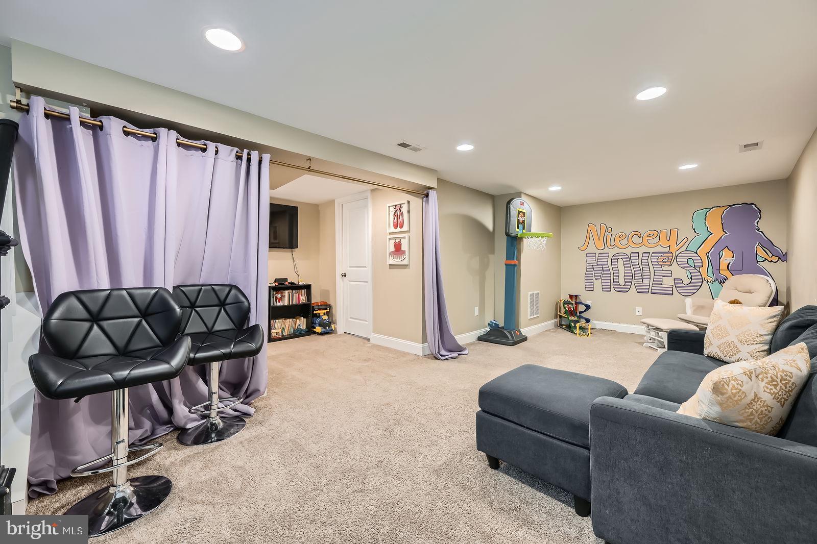 BEVERLY HILLS - Residential