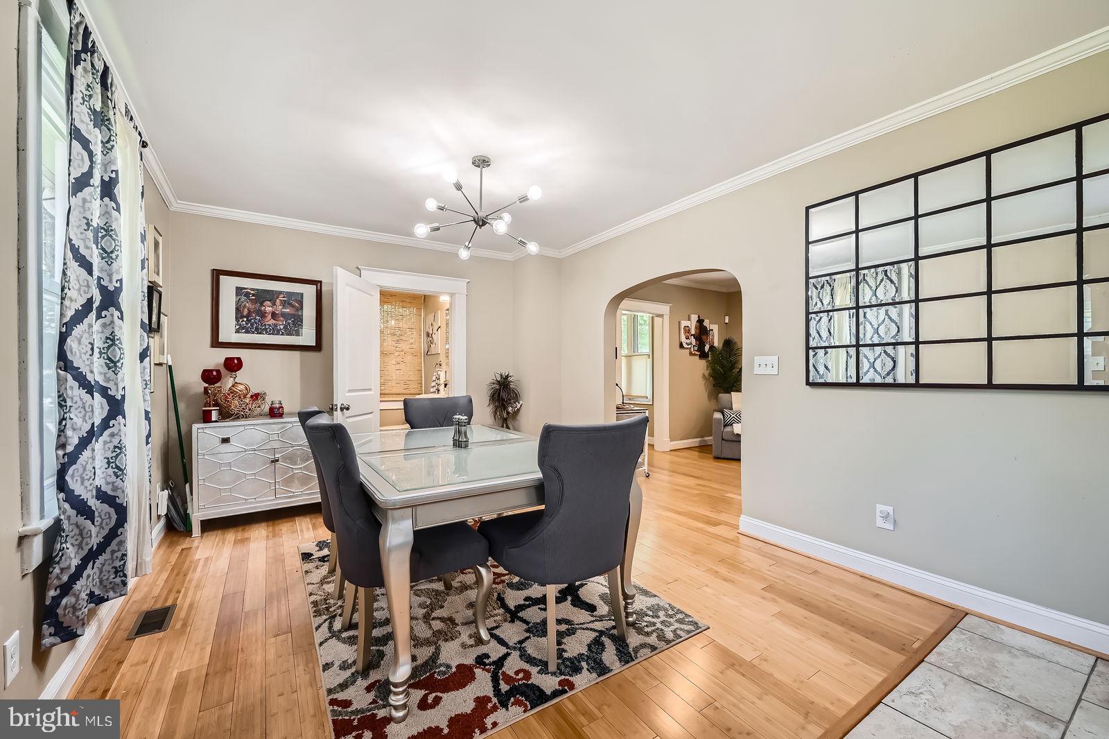 BEVERLY HILLS - Residential