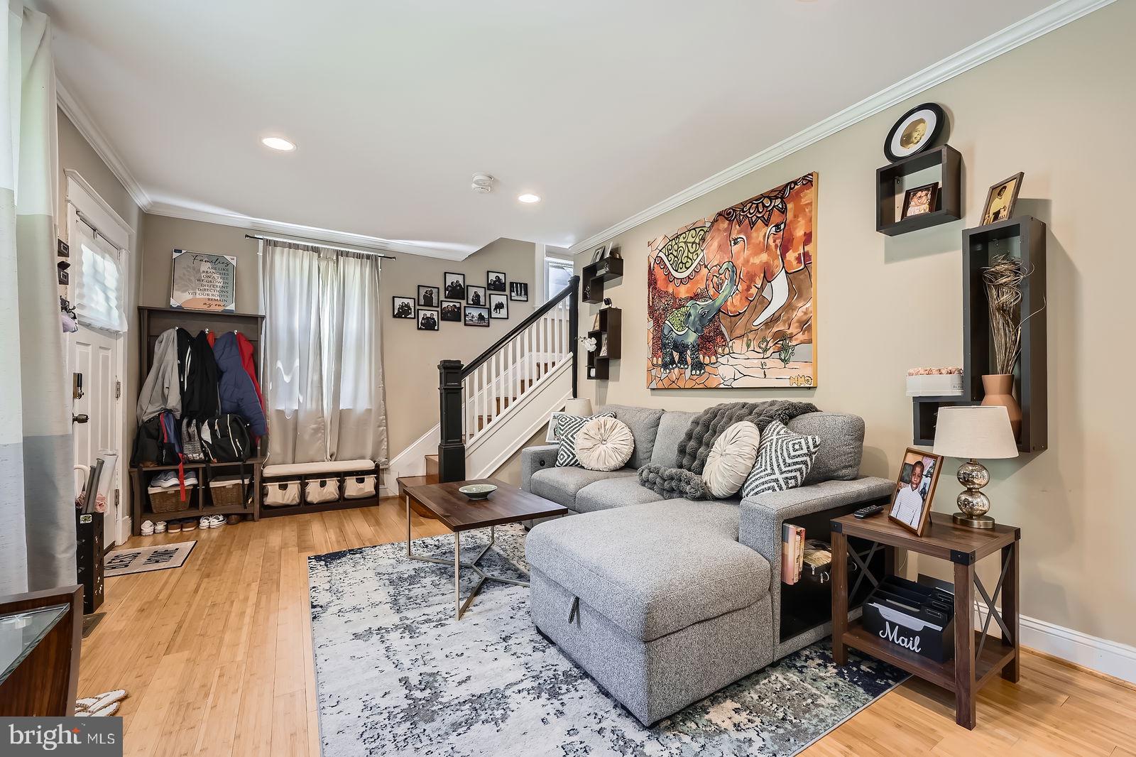 BEVERLY HILLS - Residential