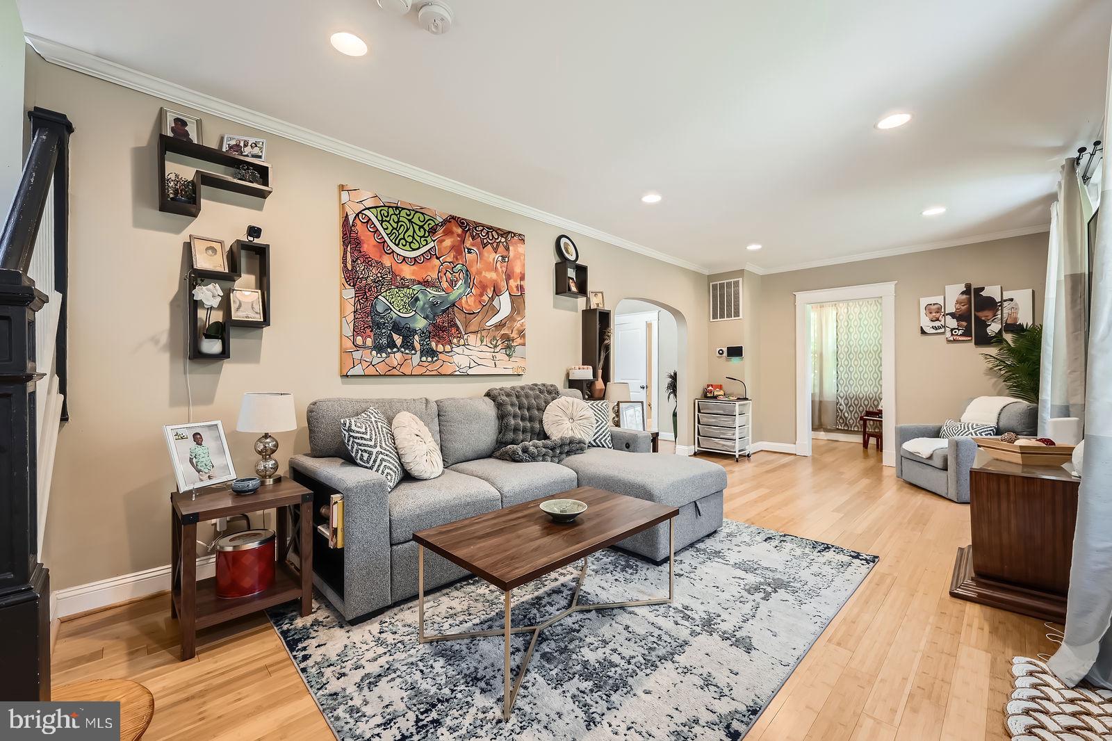 BEVERLY HILLS - Residential