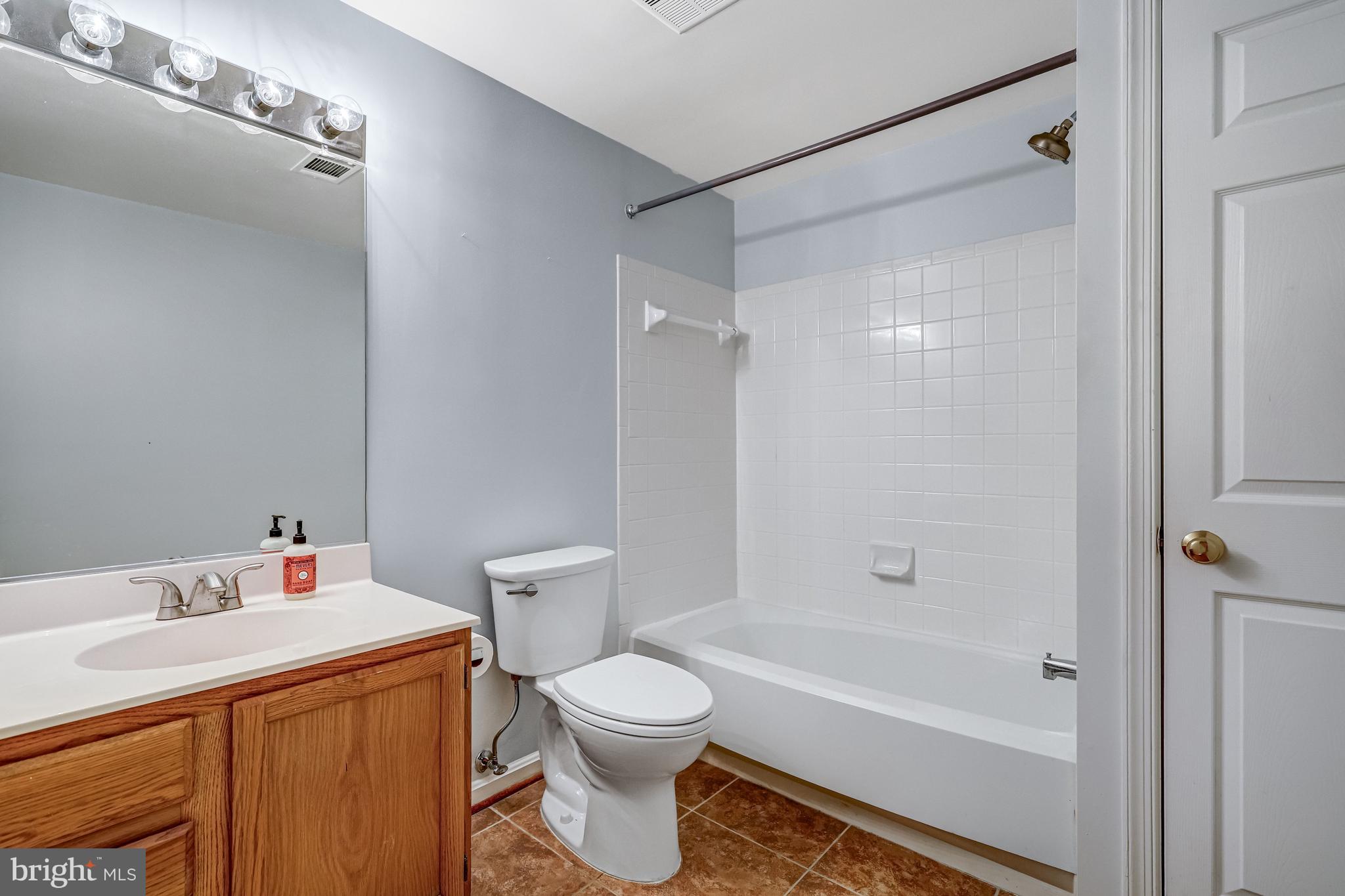 KINGSTOWNE - Residential