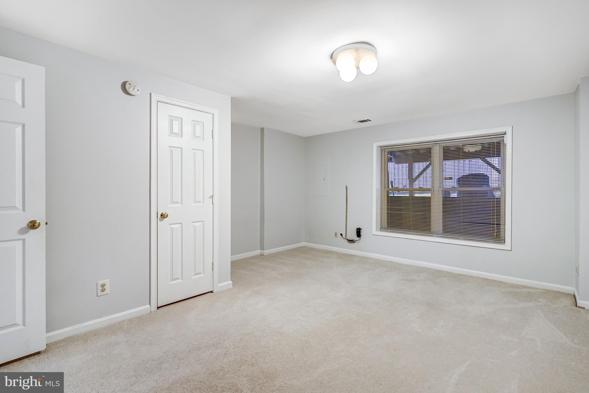 KINGSTOWNE - Residential