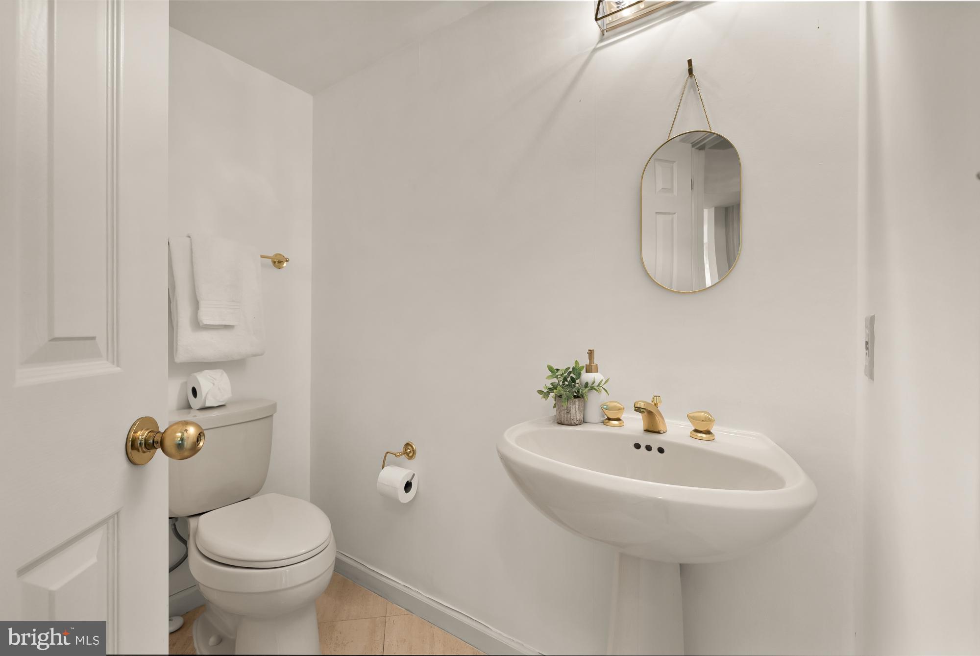 SOMERSET HOUSE CONDOS - Residential