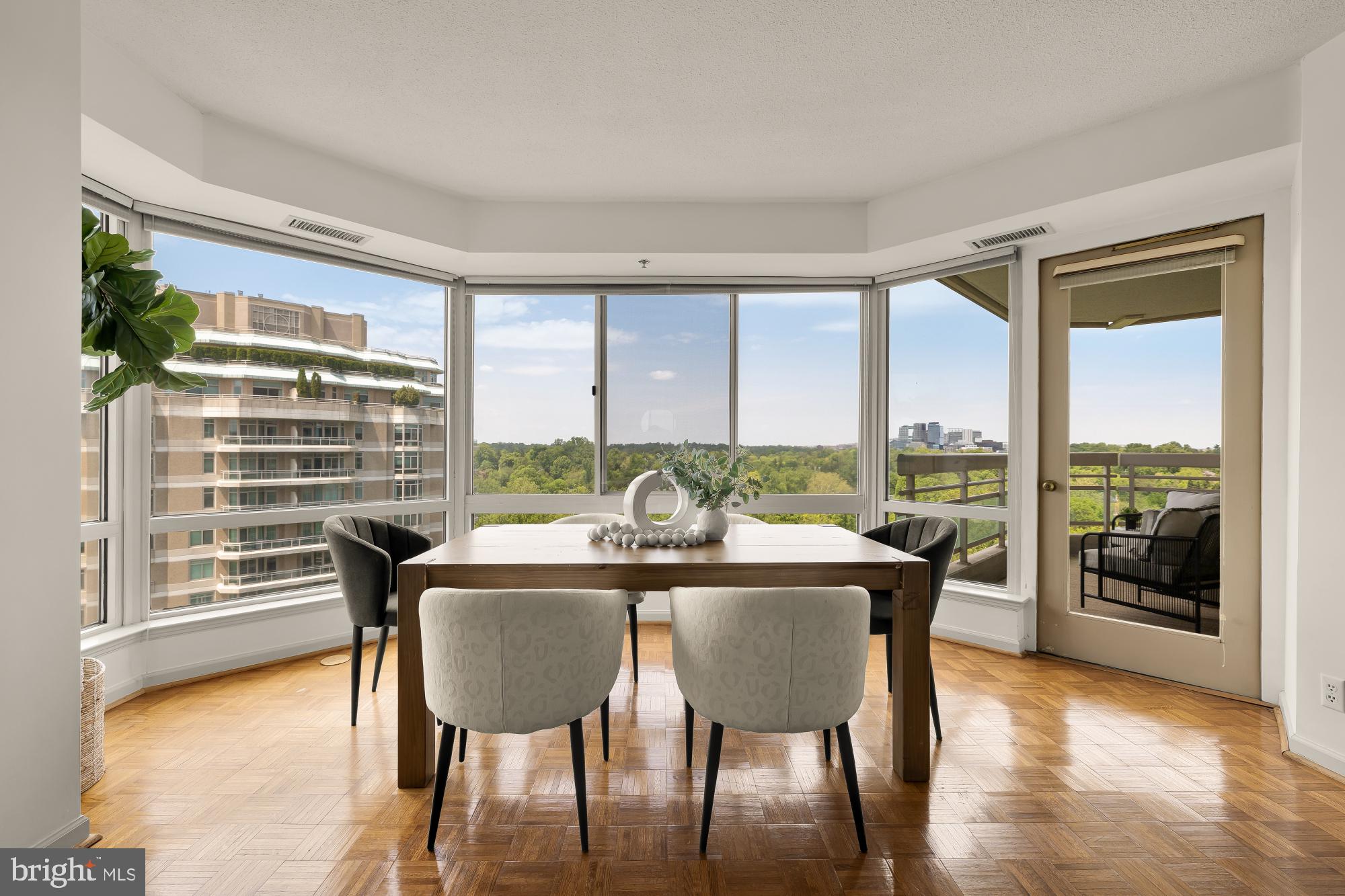 SOMERSET HOUSE CONDOS - Residential
