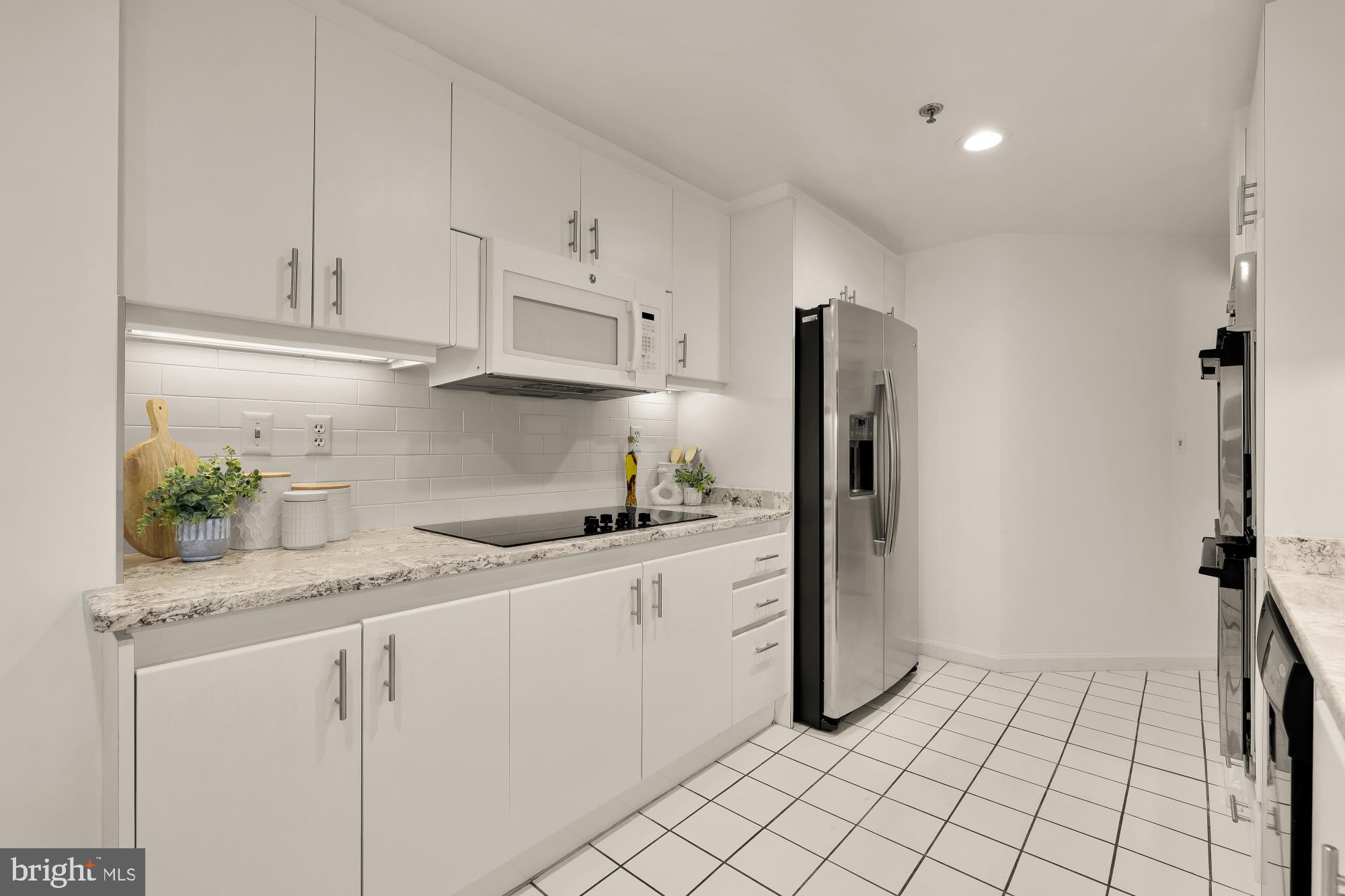 SOMERSET HOUSE CONDOS - Residential