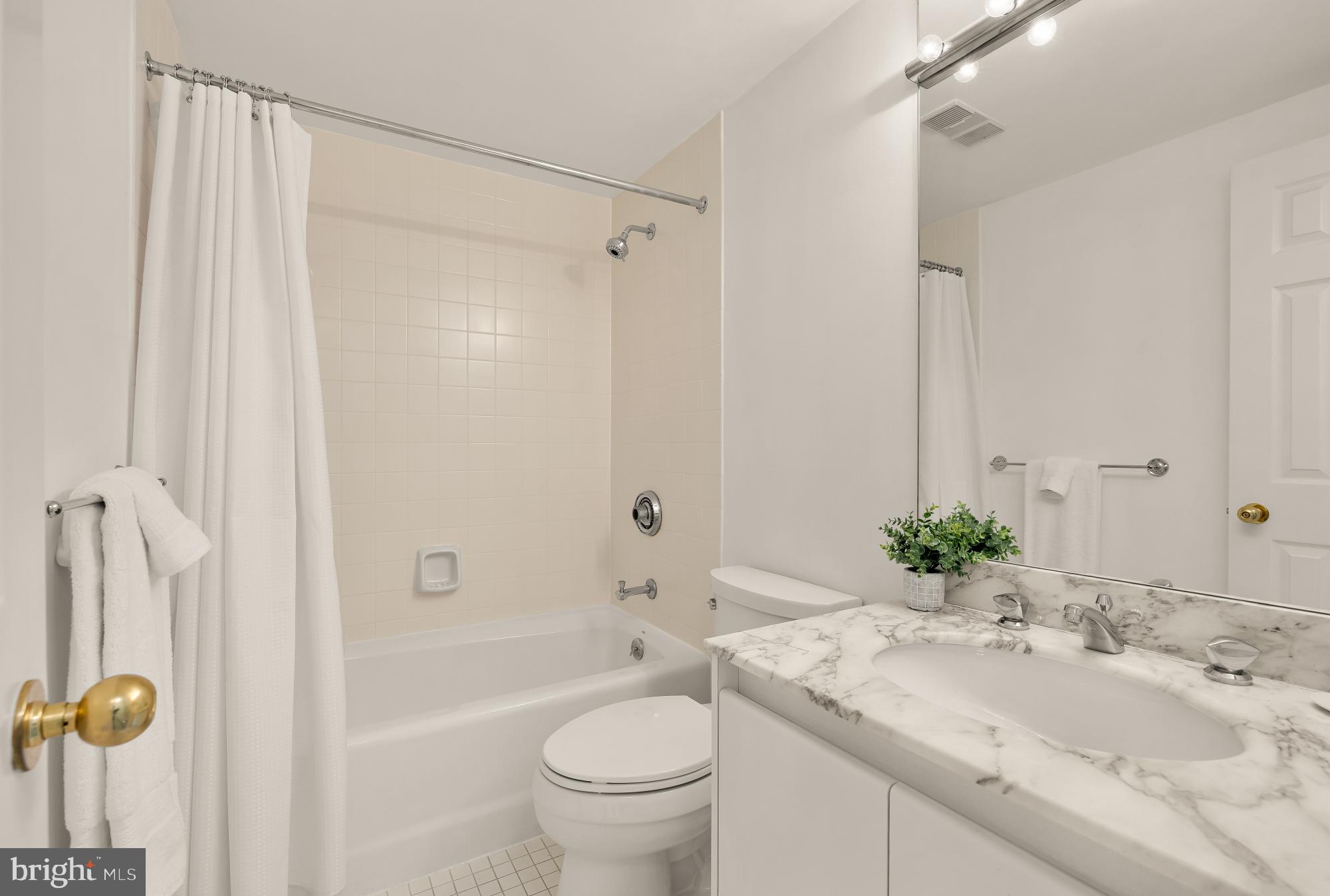 SOMERSET HOUSE CONDOS - Residential