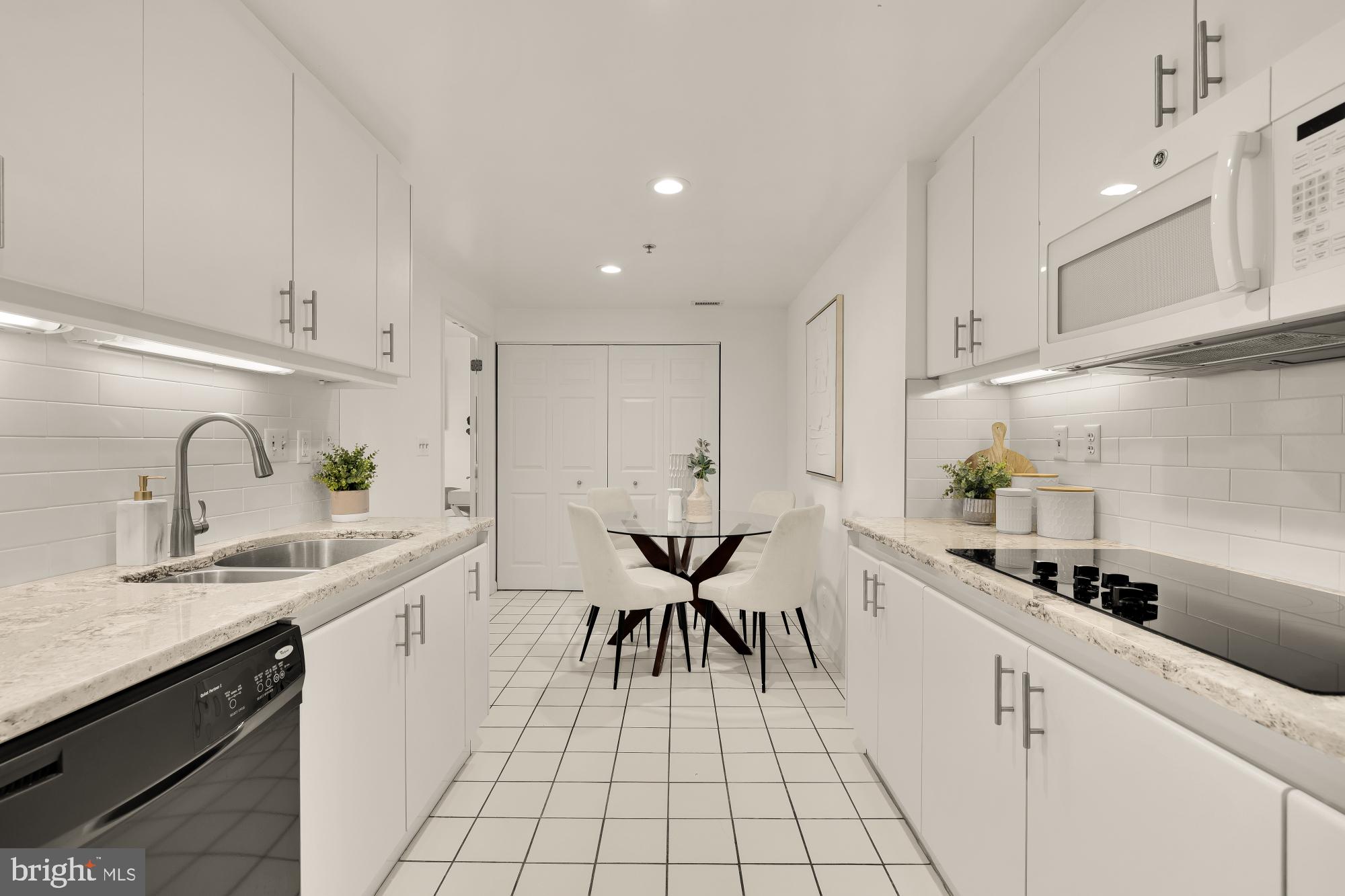 SOMERSET HOUSE CONDOS - Residential