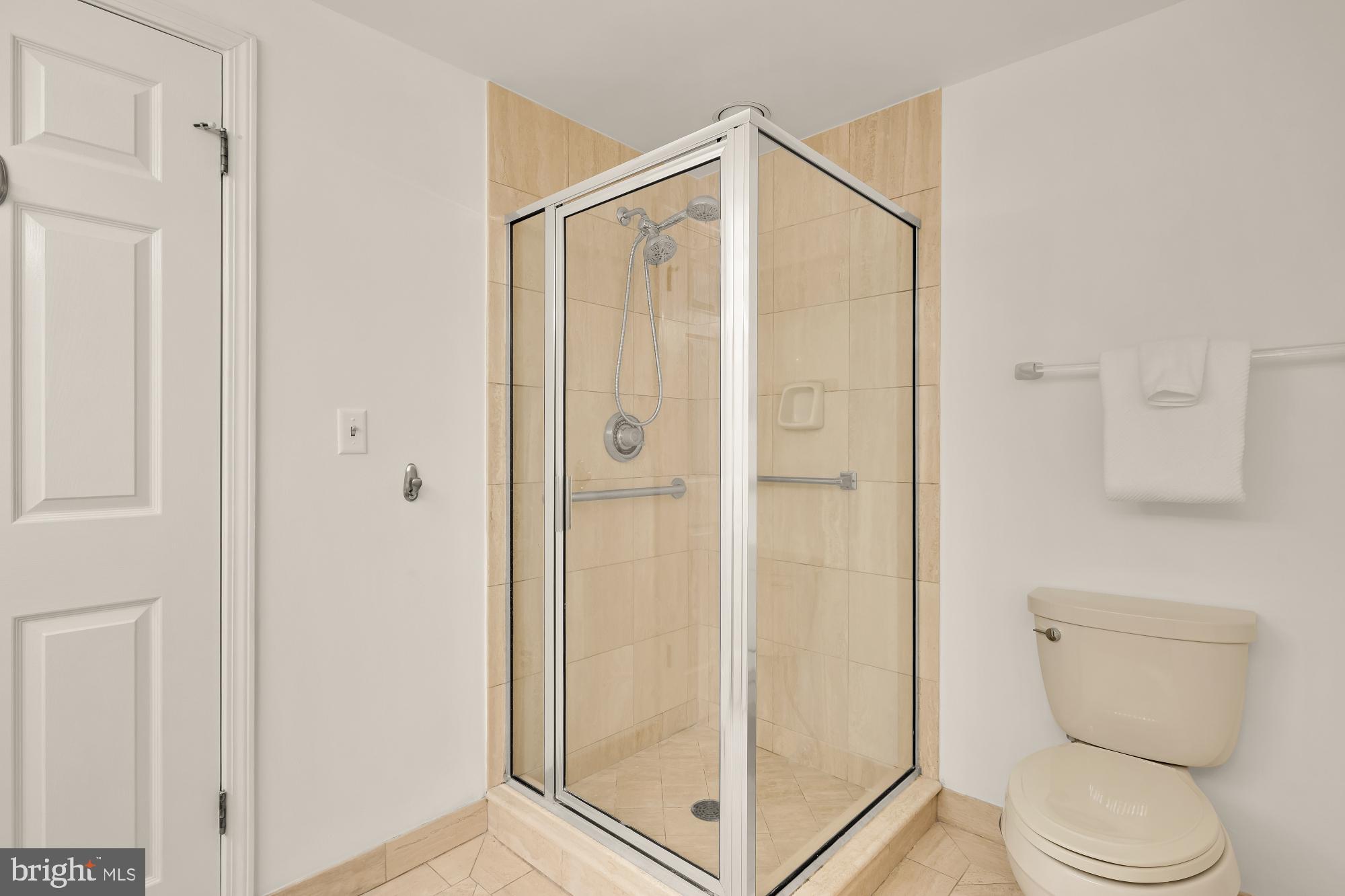 SOMERSET HOUSE CONDOS - Residential