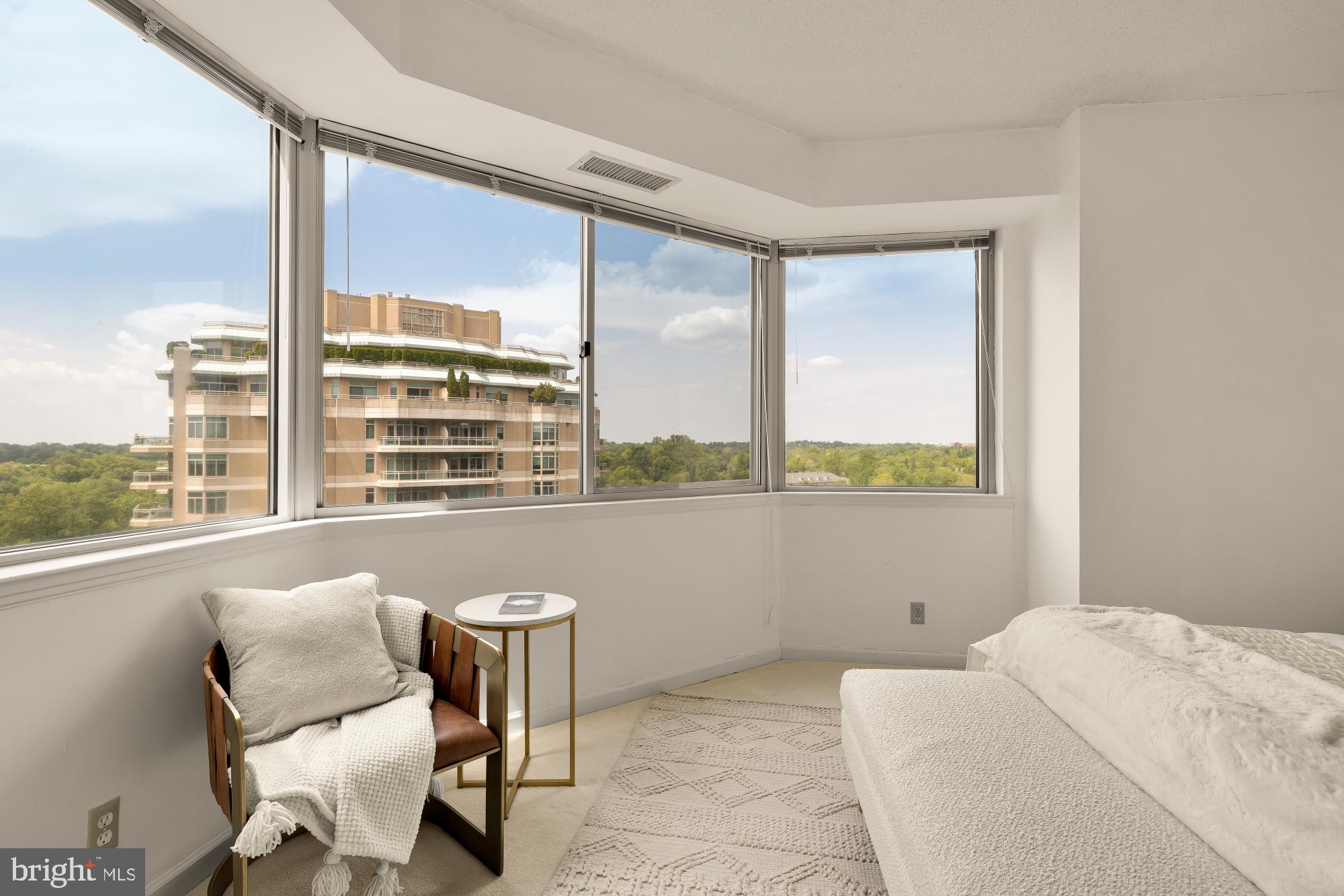 SOMERSET HOUSE CONDOS - Residential