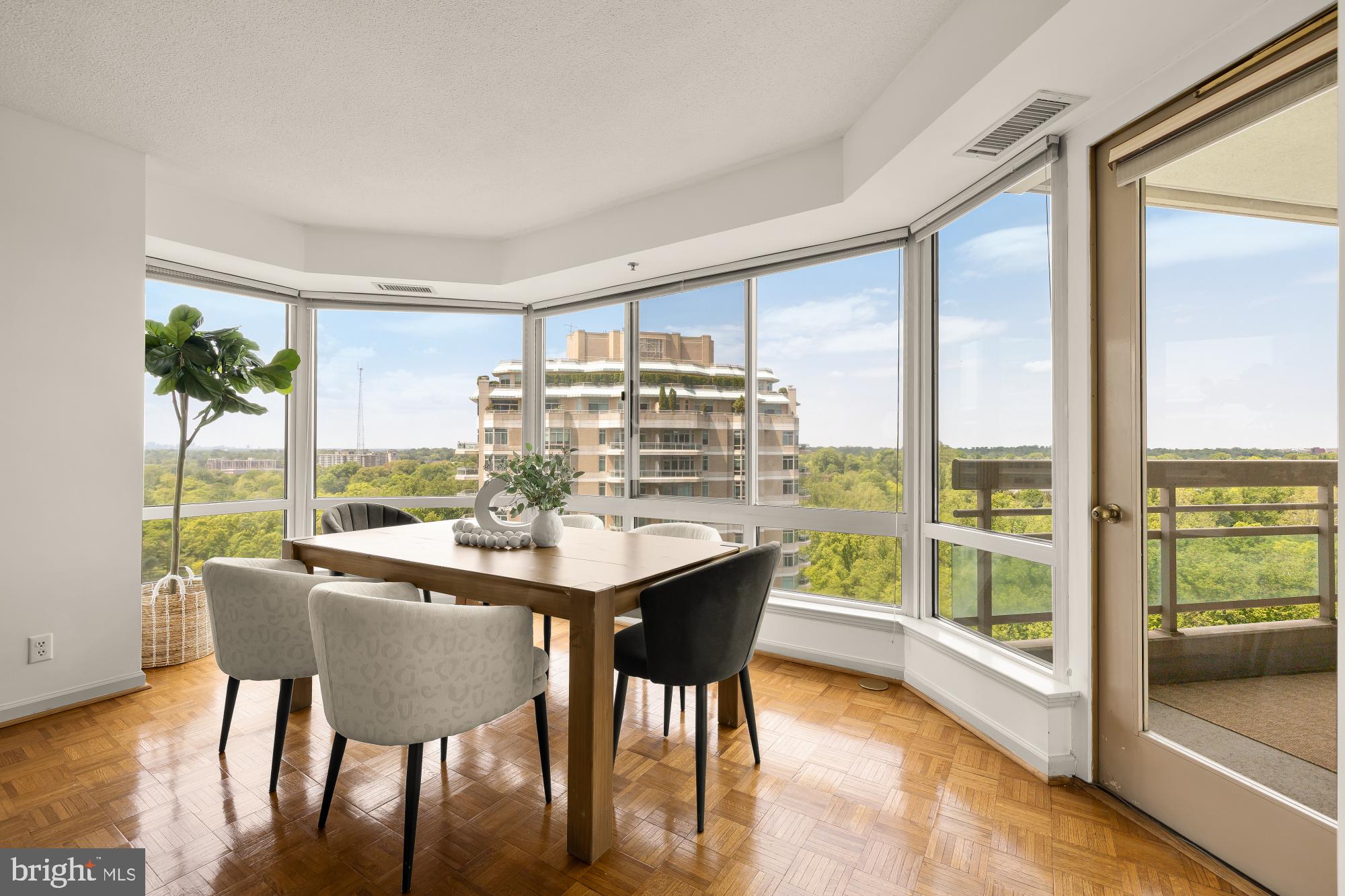 SOMERSET HOUSE CONDOS - Residential