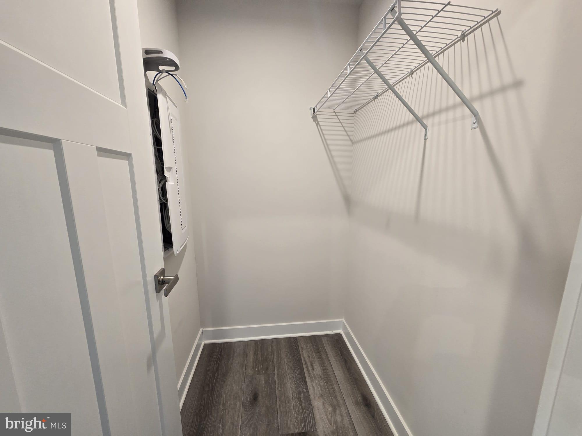 TIMOTHY BRANCH TOWNS - Residential Lease