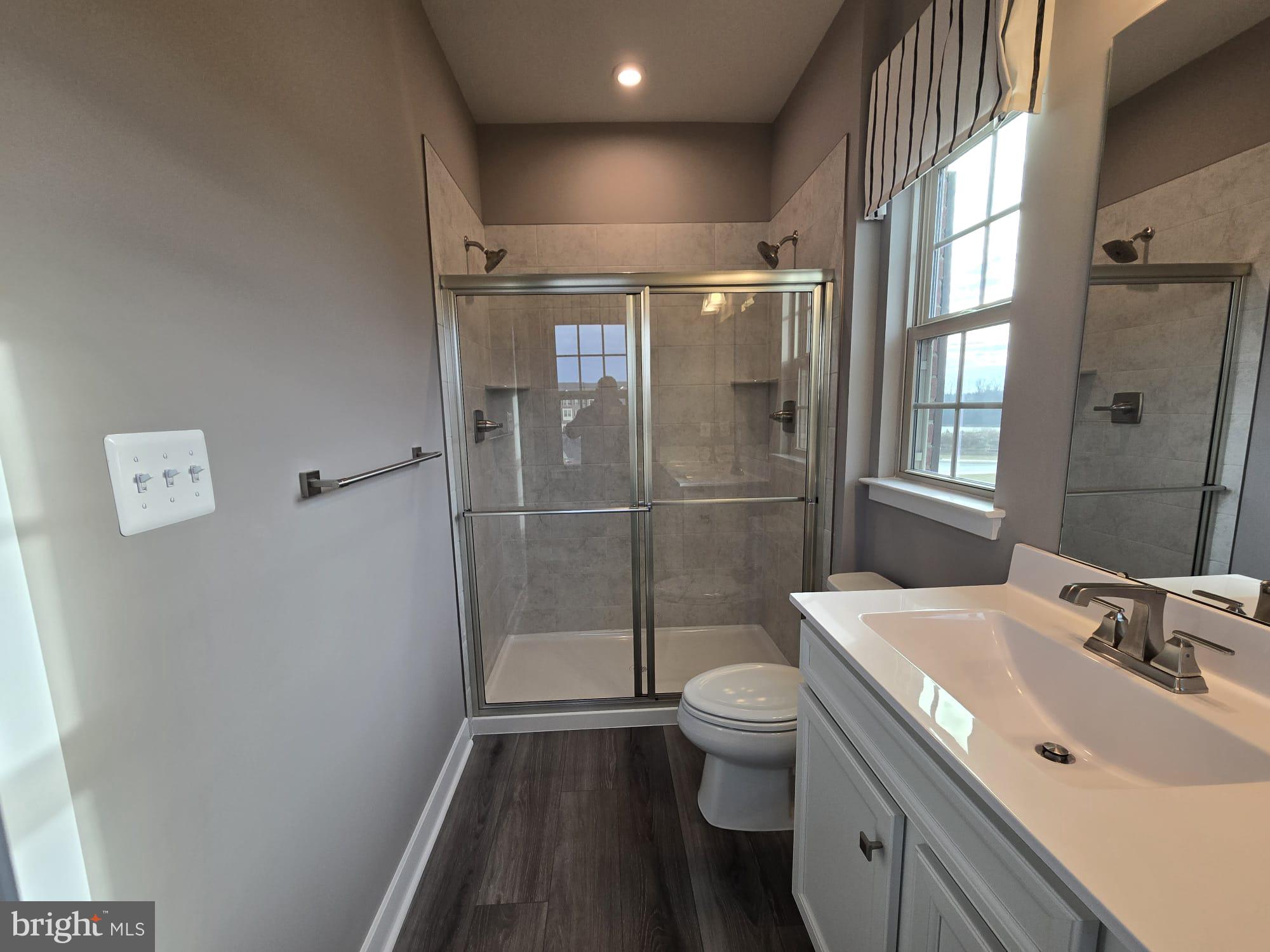 TIMOTHY BRANCH TOWNS - Residential Lease